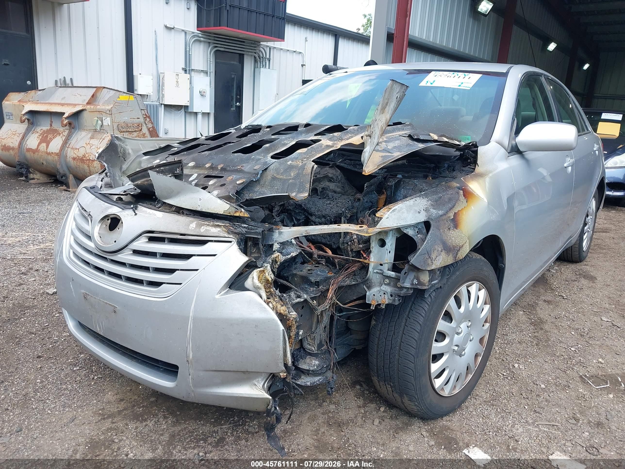2007 Toyota Camry Le Silver vin: 4T1BE46K07U180895