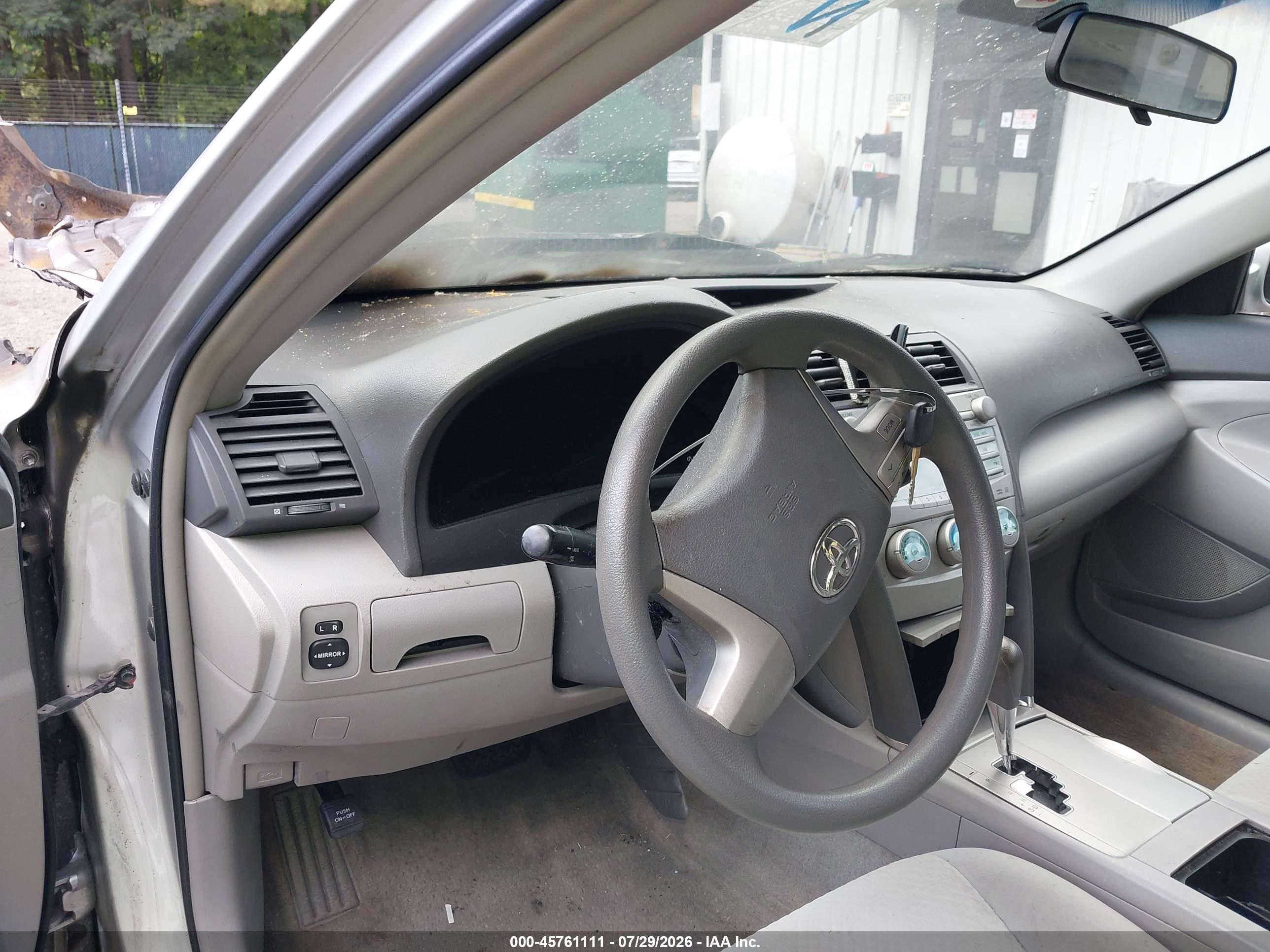 2007 Toyota Camry Le Silver vin: 4T1BE46K07U180895