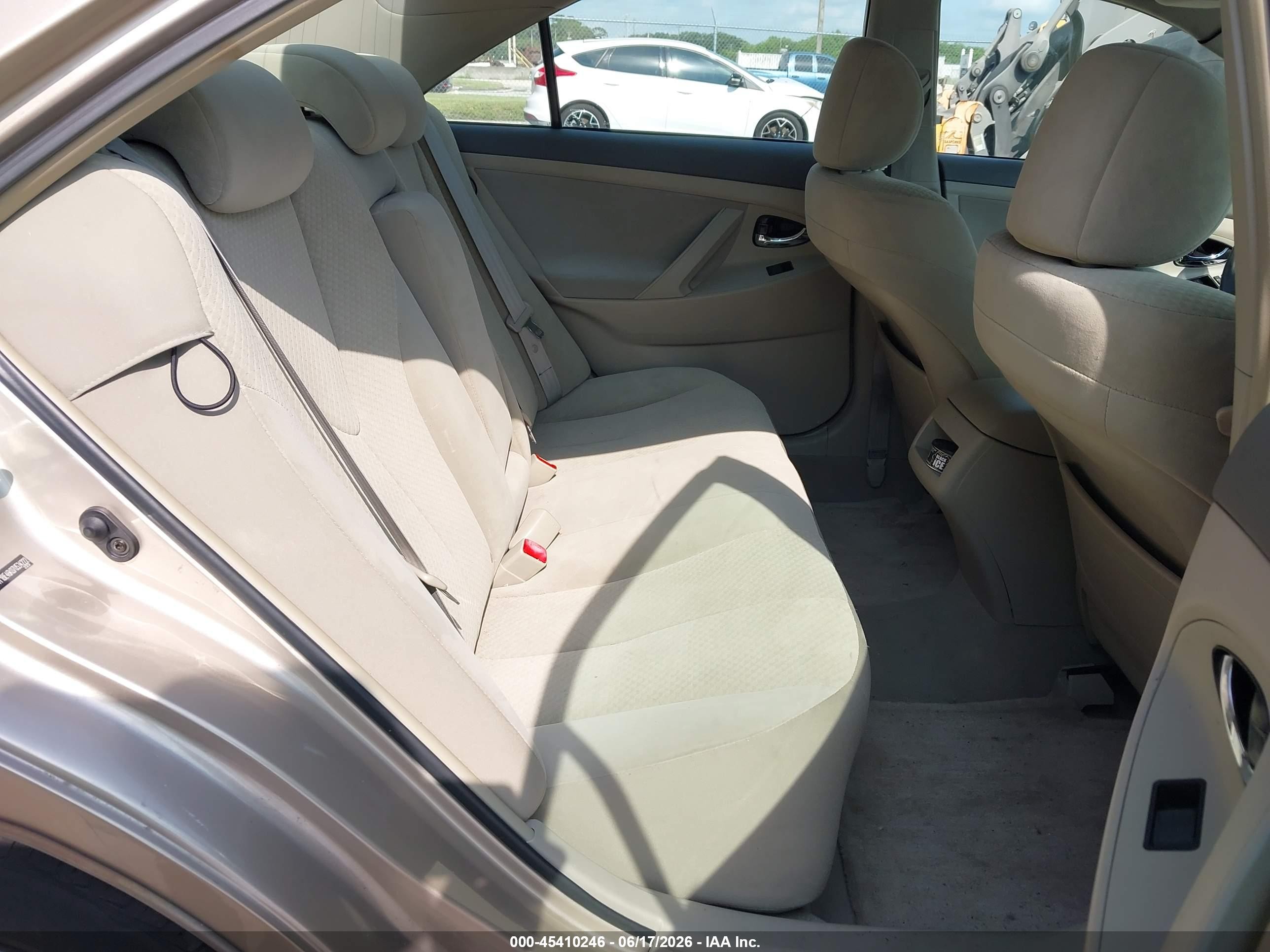 2007 Toyota Camry Le Золотой vin: 4T1BE46K07U534222