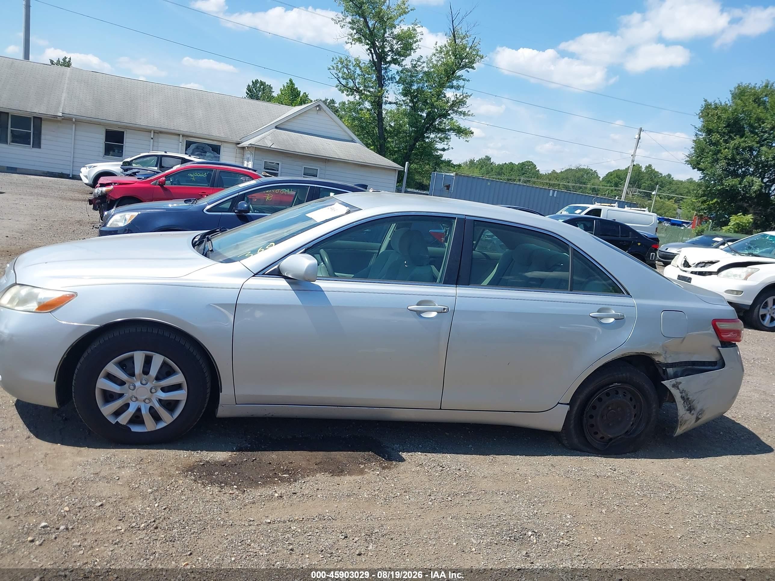 2007 Toyota Camry Le Gray vin: 4T1BE46K07U586045