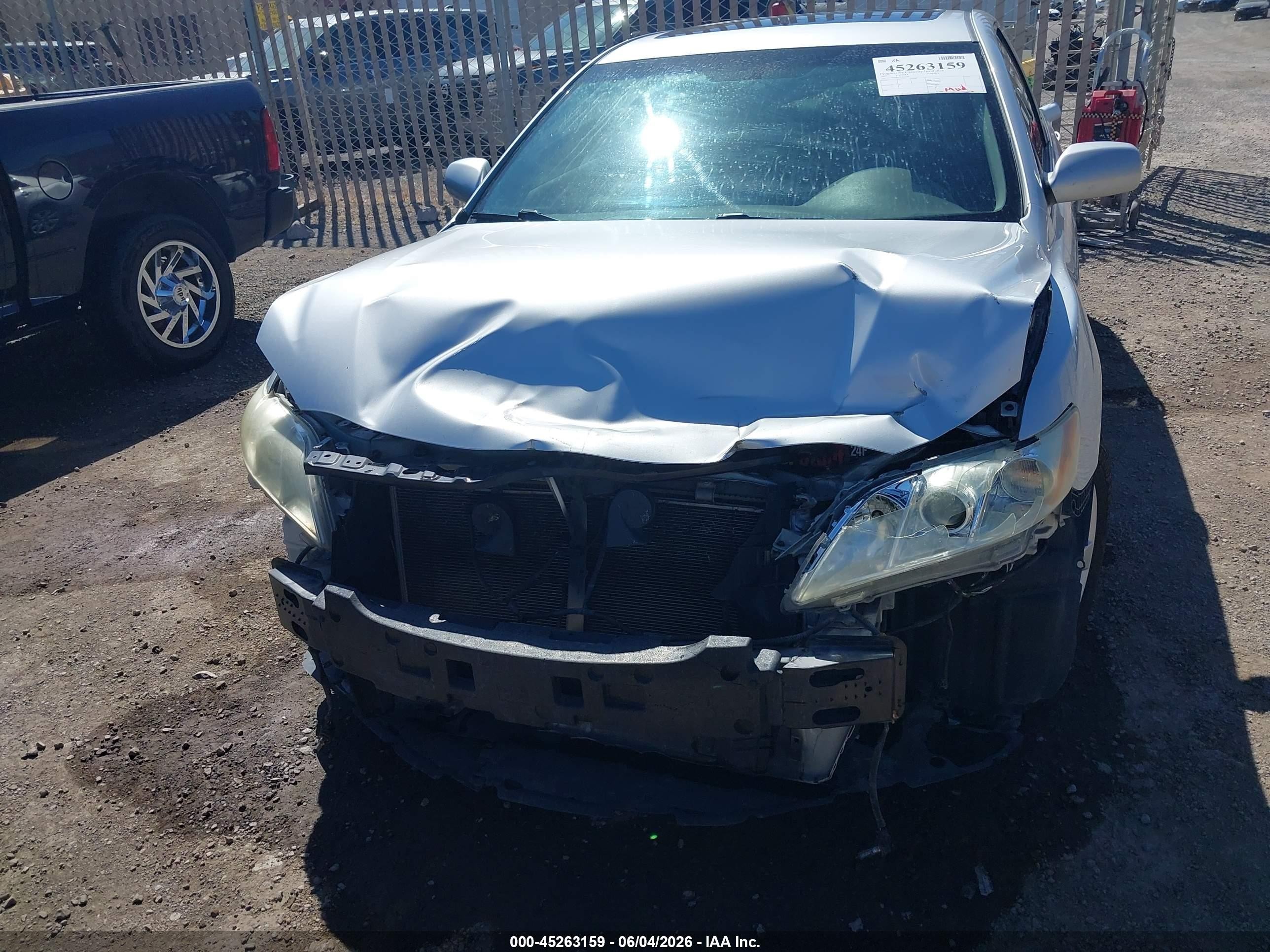 2007 Toyota Camry Xle Серебряный vin: 4T1BE46K07U610358