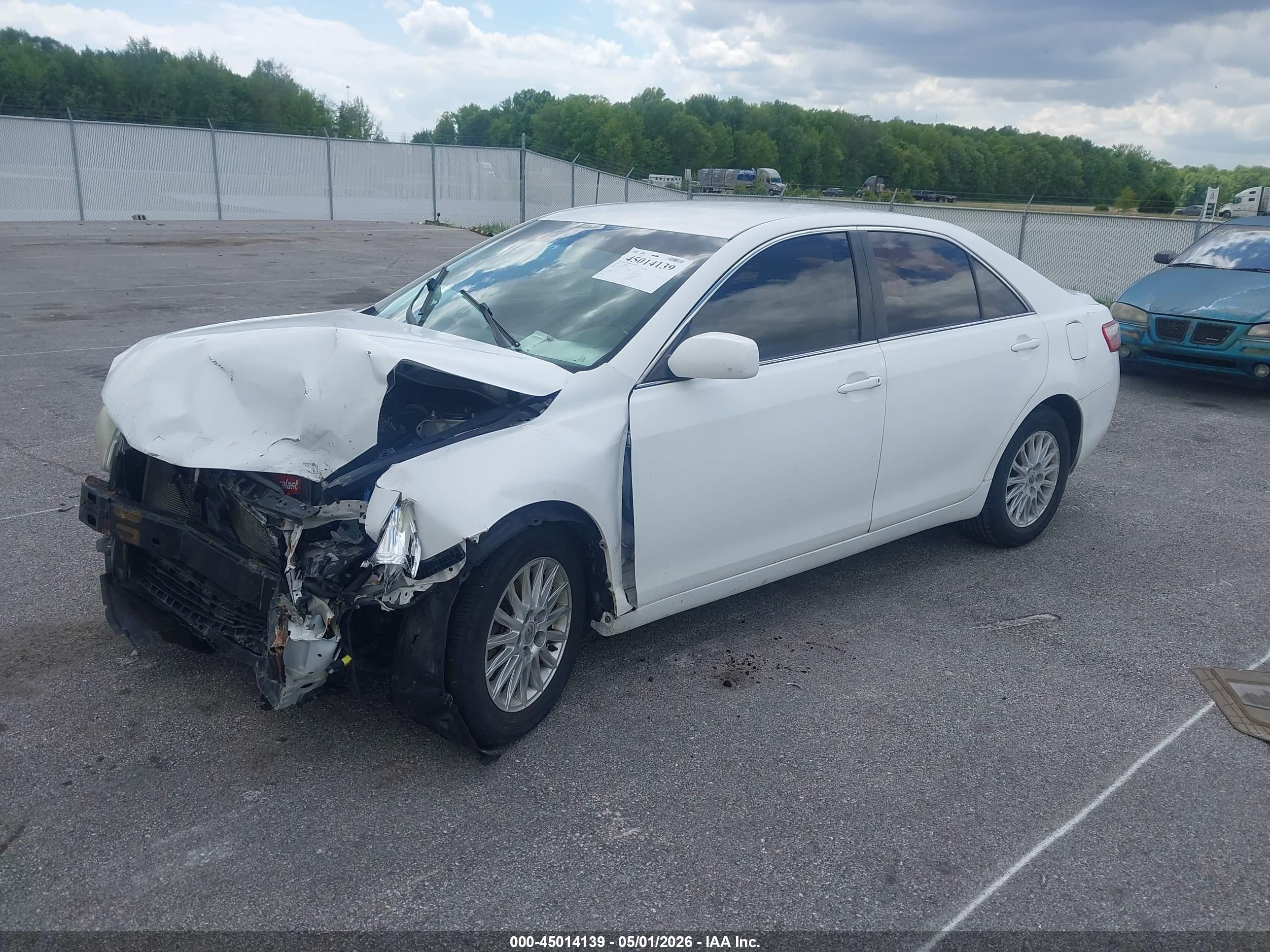 2007 Toyota Camry Le White vin: 4T1BE46K07U612997