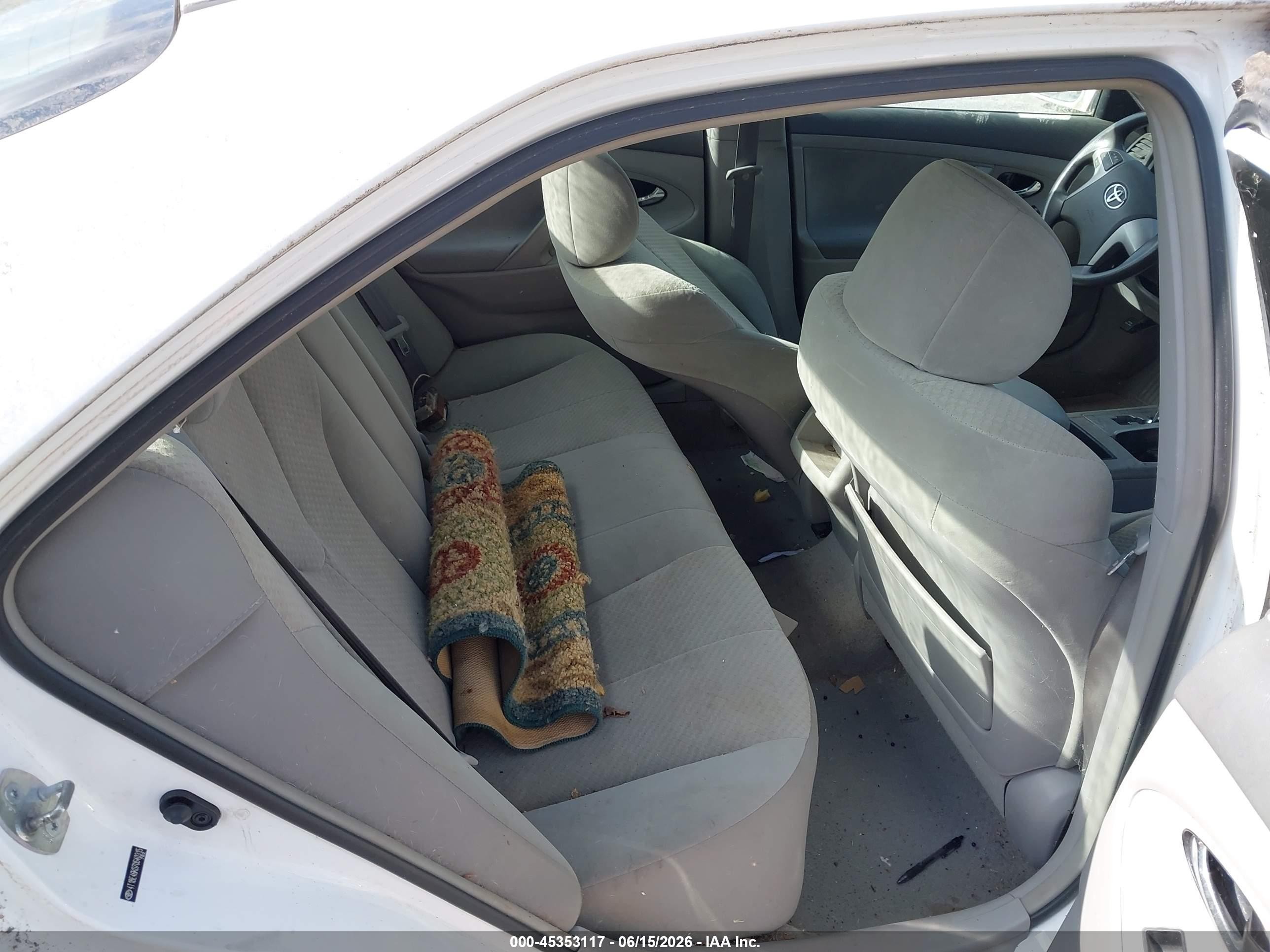 2007 Toyota Camry Le White vin: 4T1BE46K07U640315