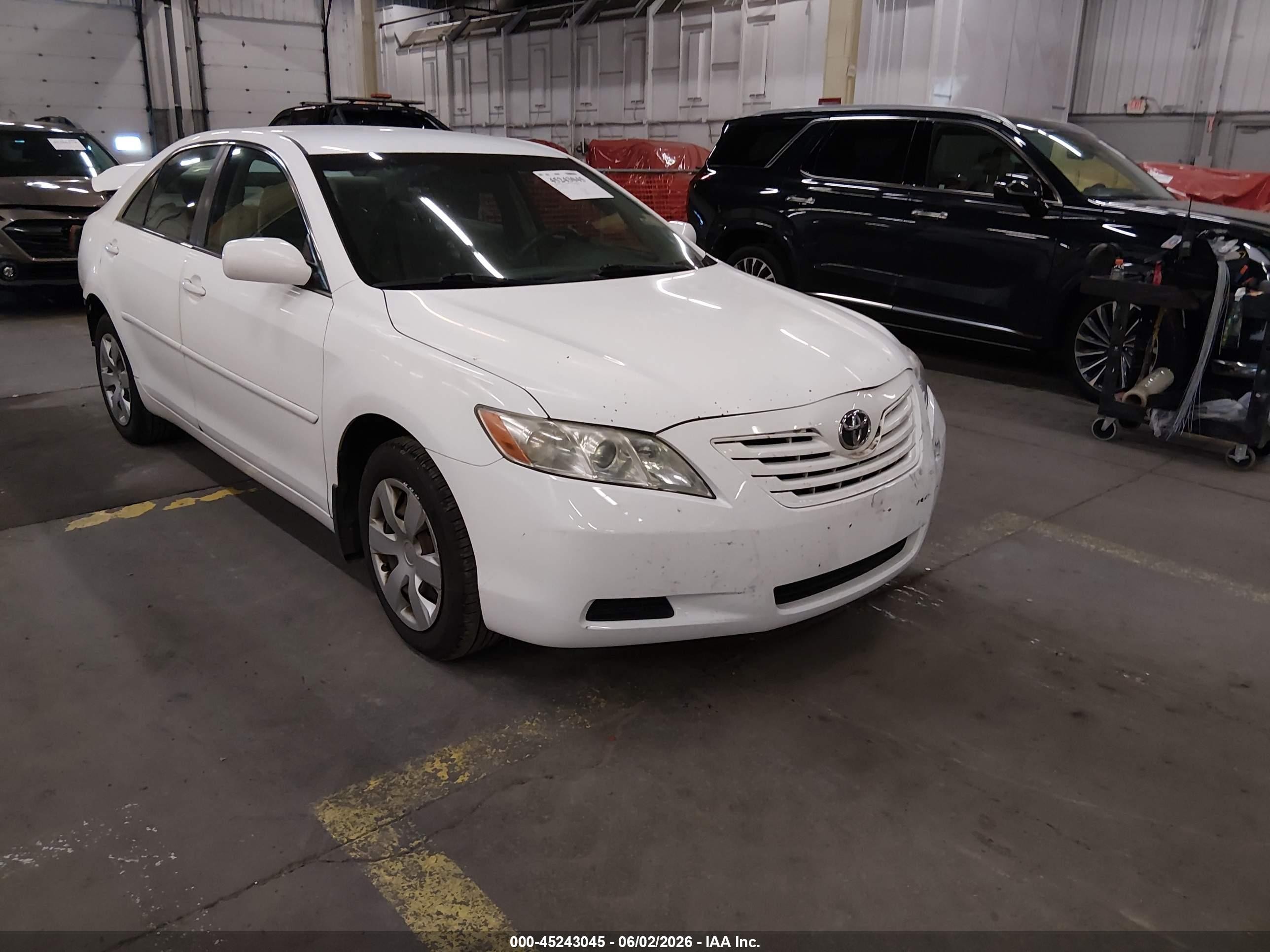 2007 Toyota Camry Le White vin: 4T1BE46K07U640976