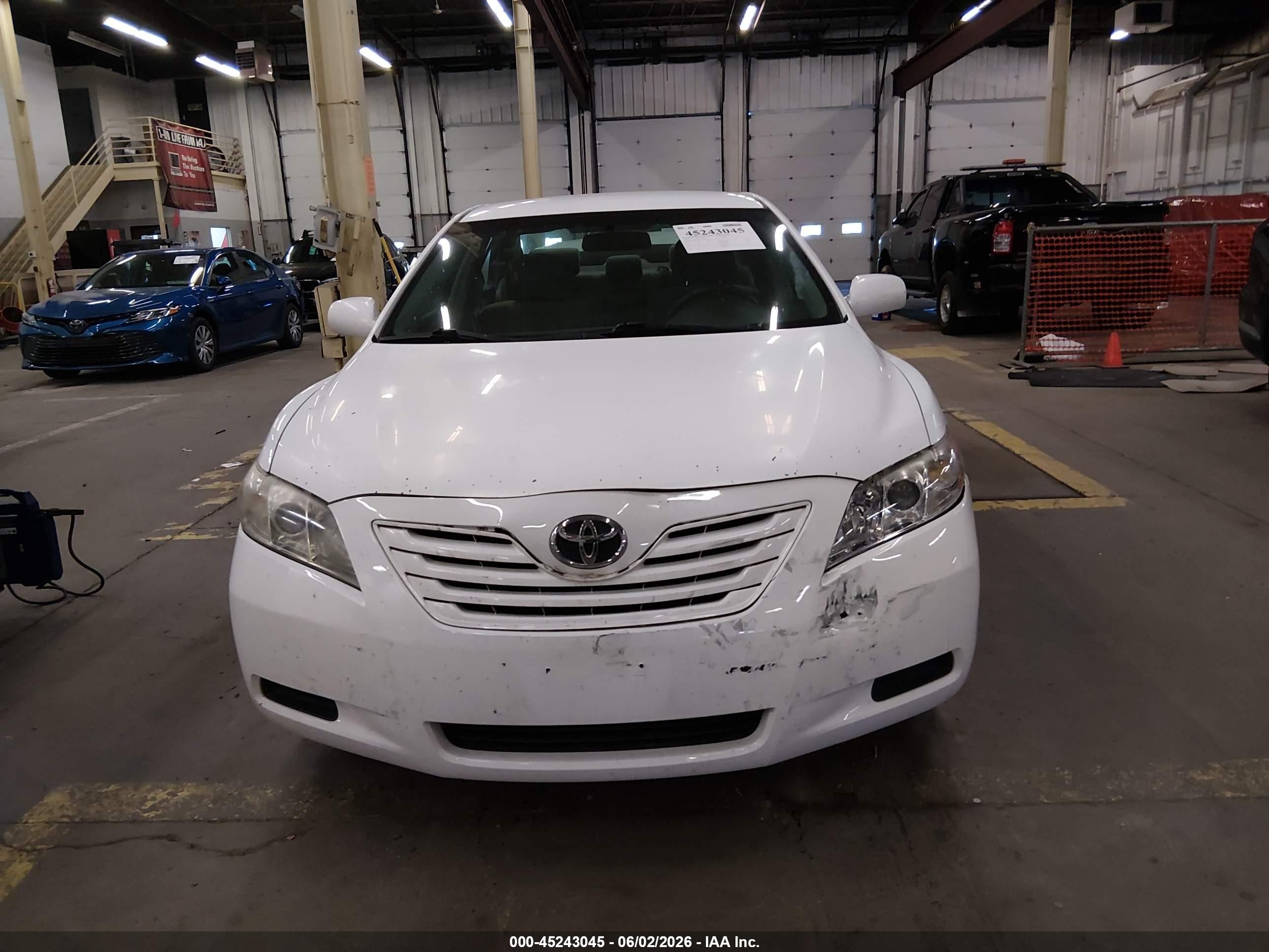 2007 Toyota Camry Le White vin: 4T1BE46K07U640976