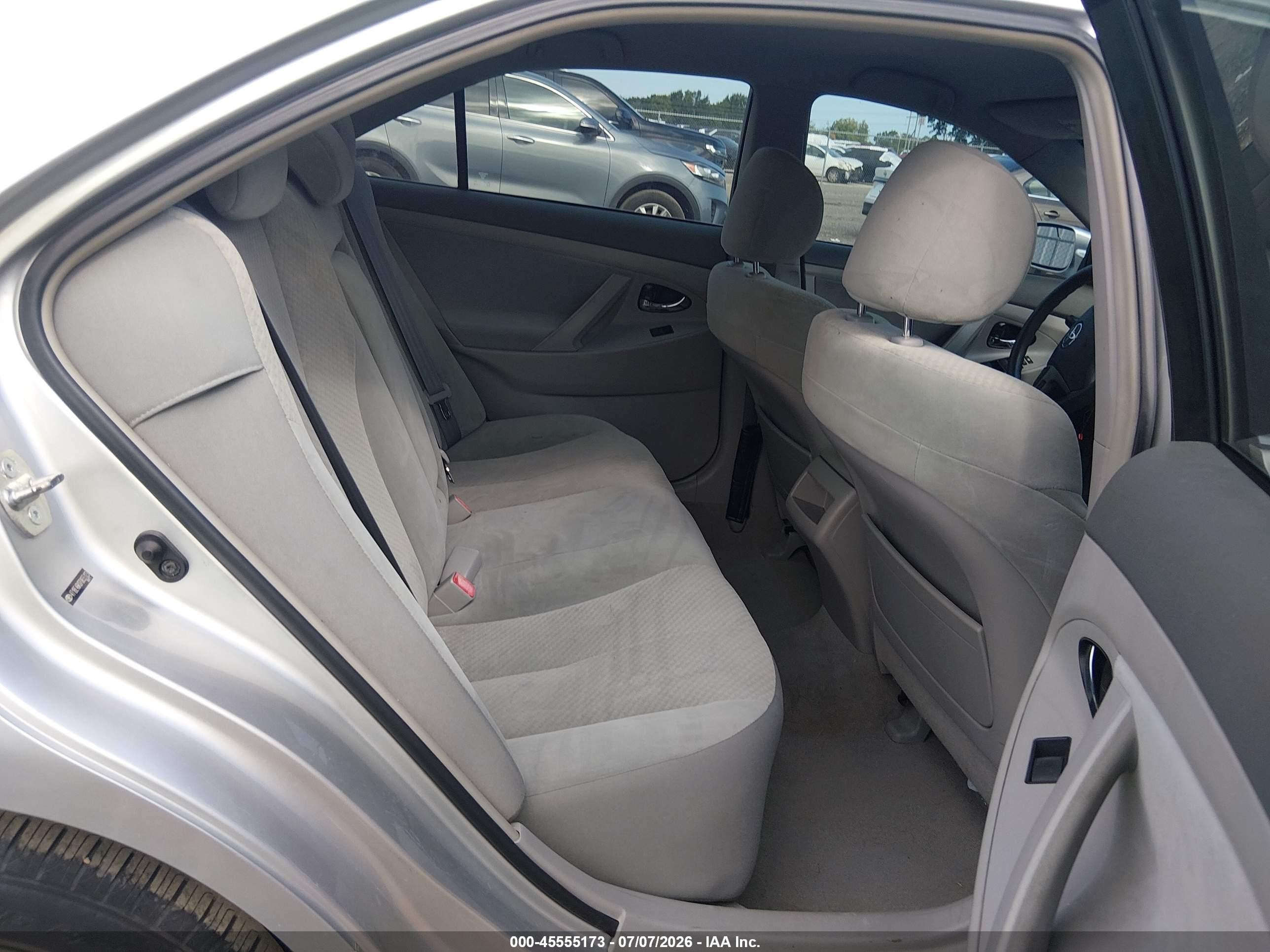 2007 Toyota Camry Le Серебряный vin: 4T1BE46K07U655123