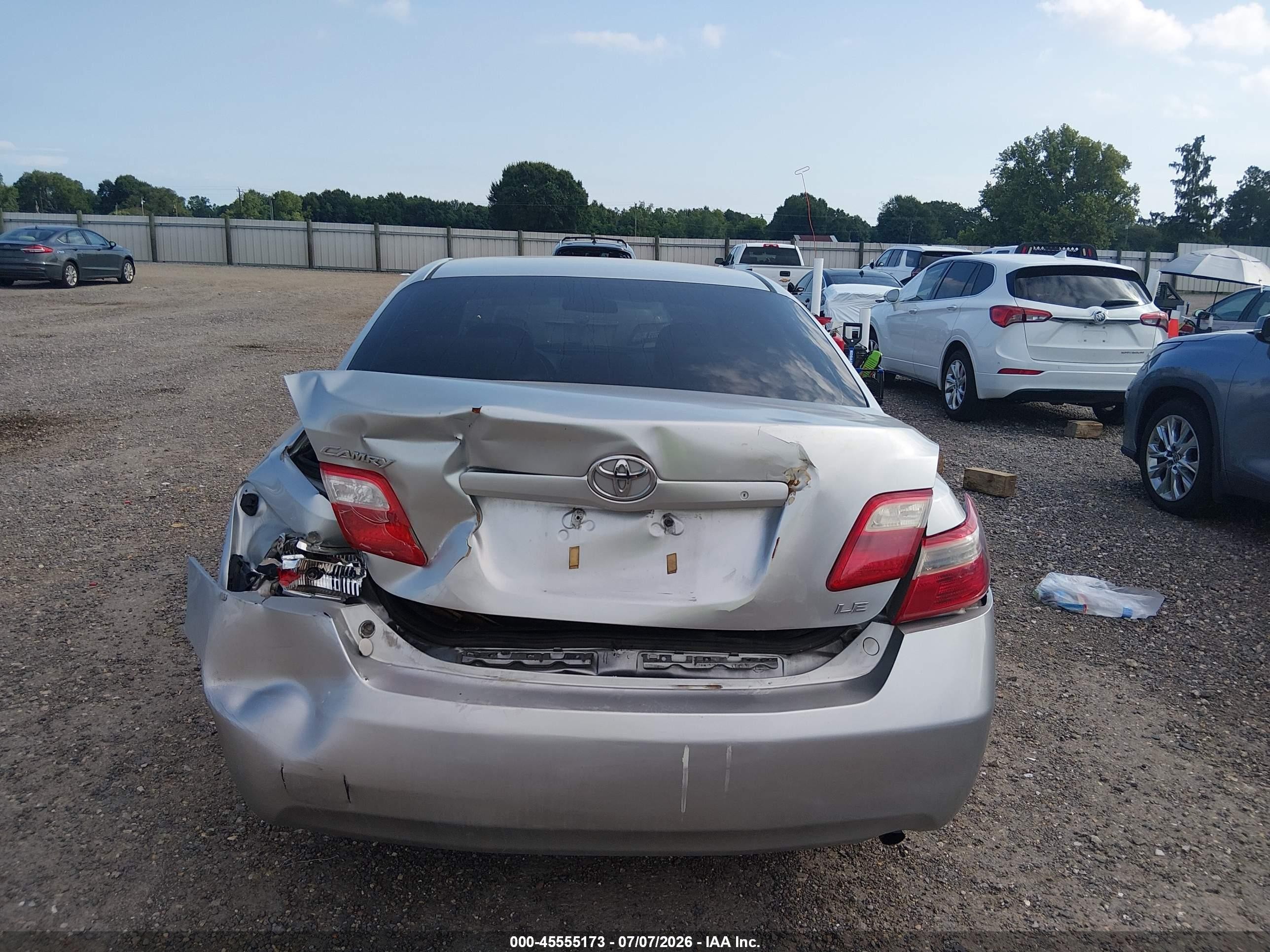 2007 Toyota Camry Le Серебряный vin: 4T1BE46K07U655123