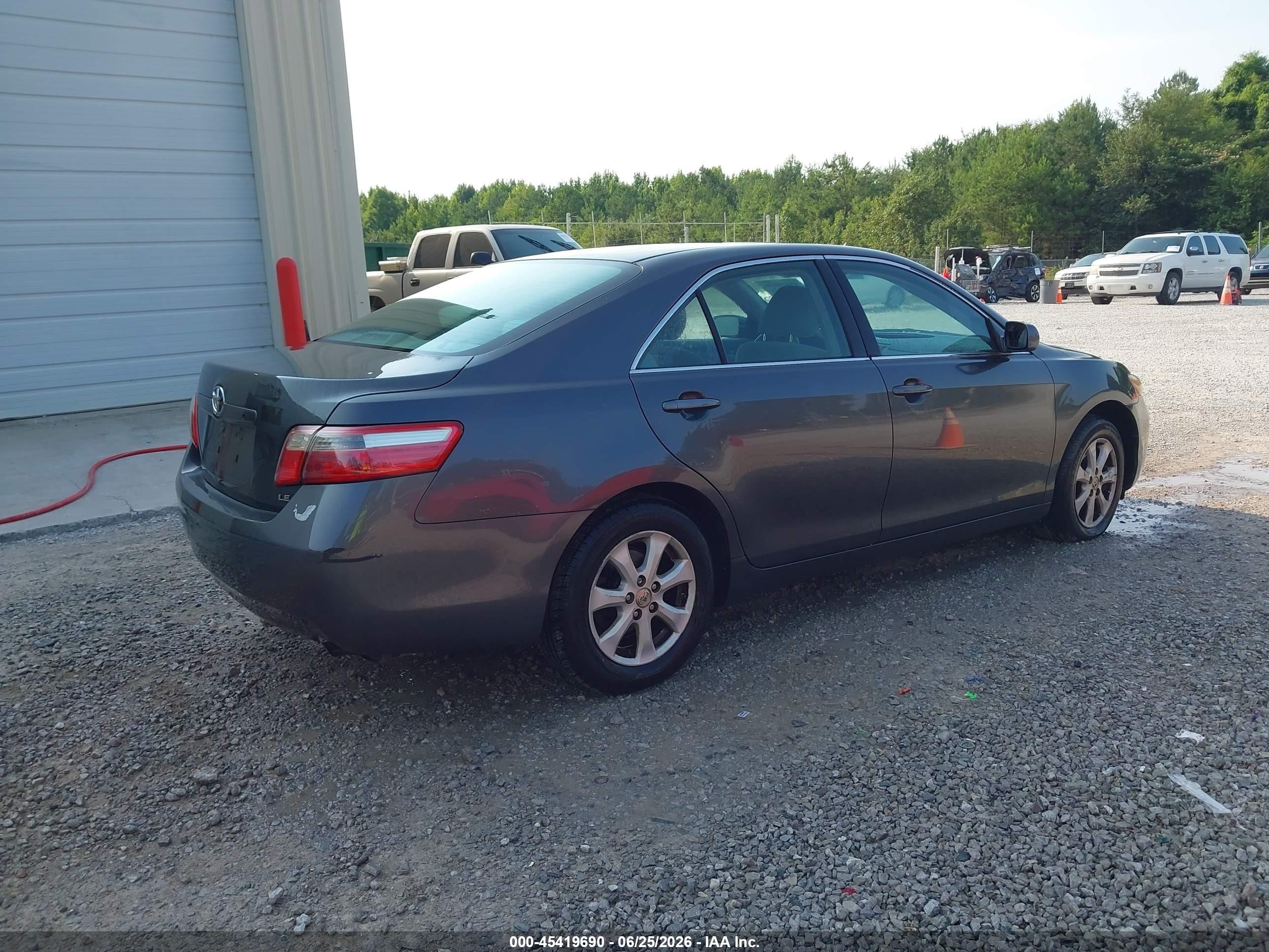2007 Toyota Camry Le Серый vin: 4T1BE46K07U699395