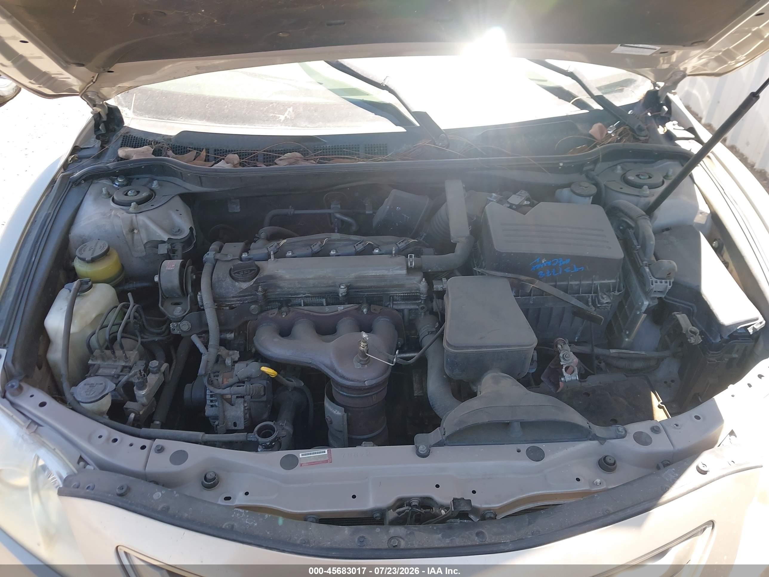 2007 Toyota Camry Le Gold vin: 4T1BE46K07U724246
