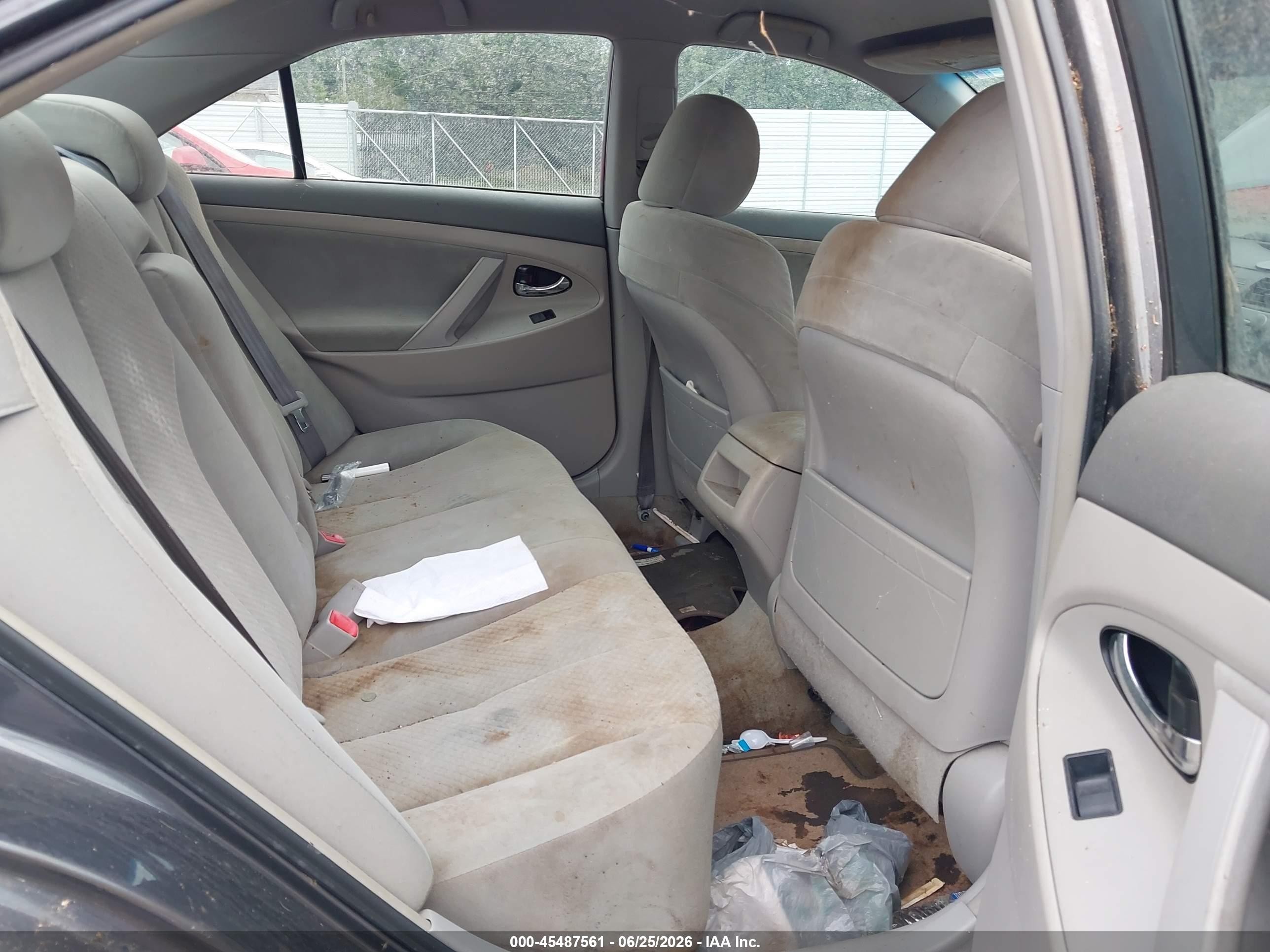 2008 Toyota Camry Le Серый vin: 4T1BE46K08U206445