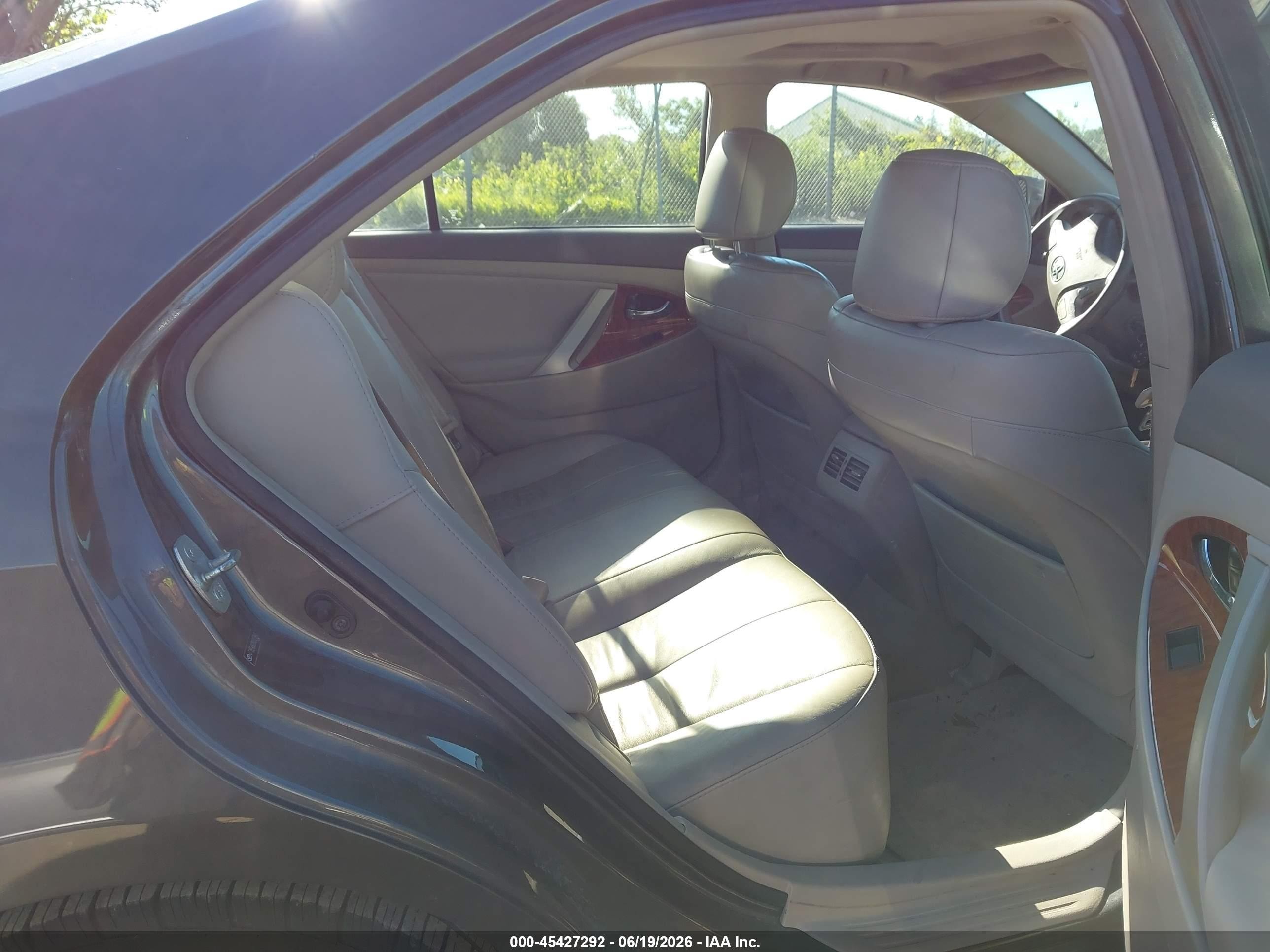 2008 Toyota Camry Xle Серый vin: 4T1BE46K08U207840