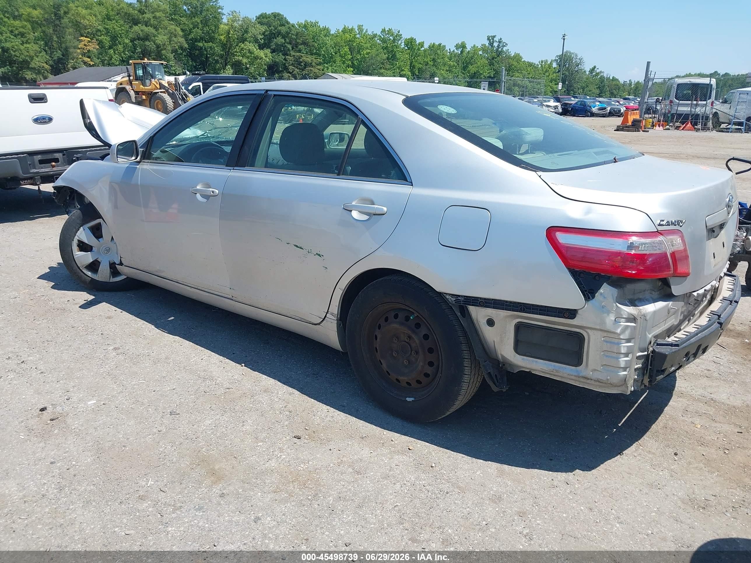 2008 Toyota Camry Le Silver vin: 4T1BE46K08U231202
