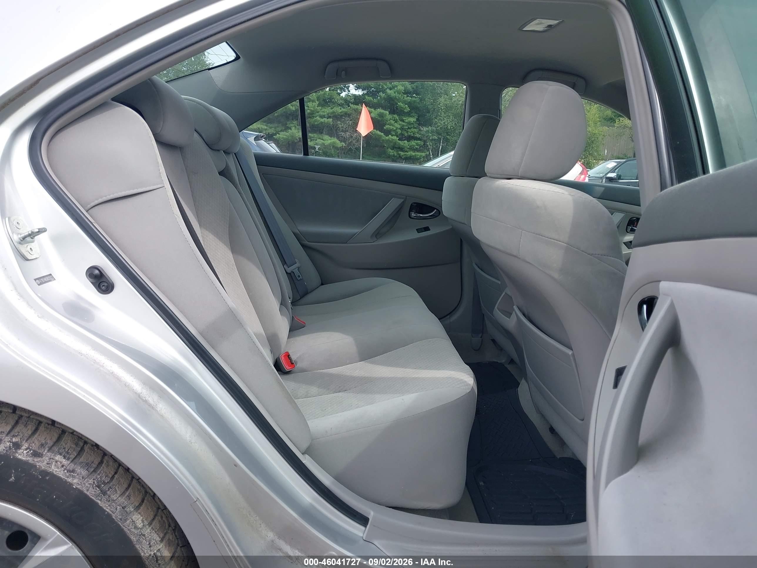 2008 Toyota Camry Le Silver vin: 4T1BE46K08U250722