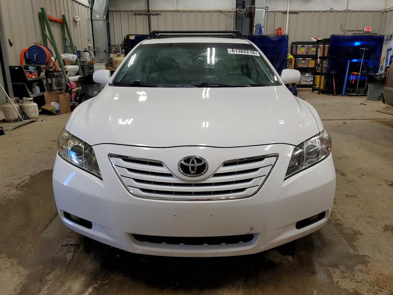 2008 Toyota Camry Xle White vin: 4T1BE46K08U737628