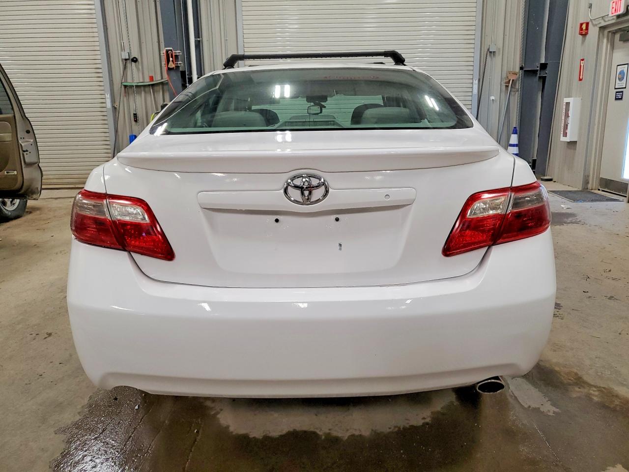 2008 Toyota Camry Xle White vin: 4T1BE46K08U737628