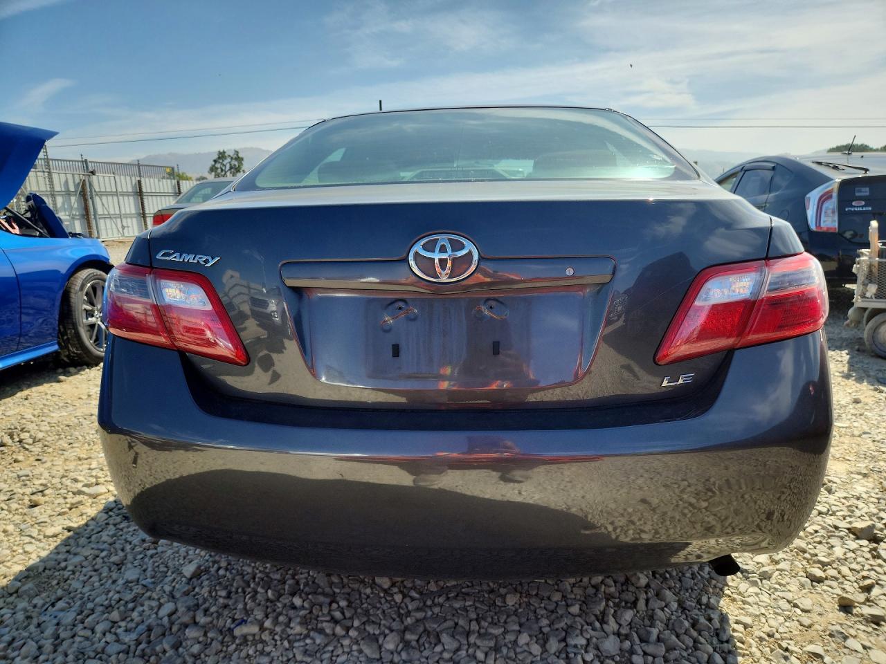 2008 Toyota Camry Le Gray vin: 4T1BE46K08U752002