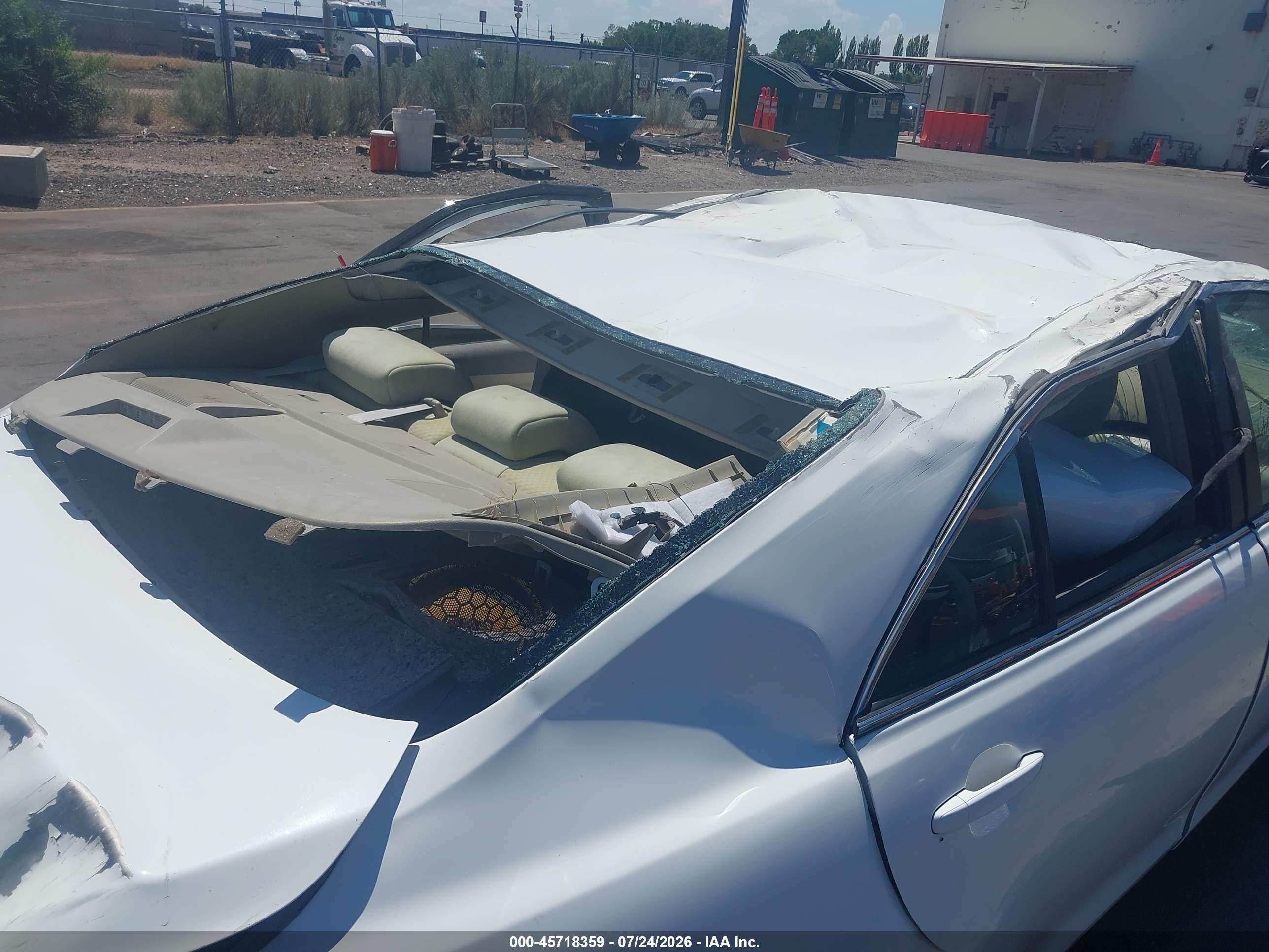2008 Toyota Camry   White vin: 4T1BE46K08U773304