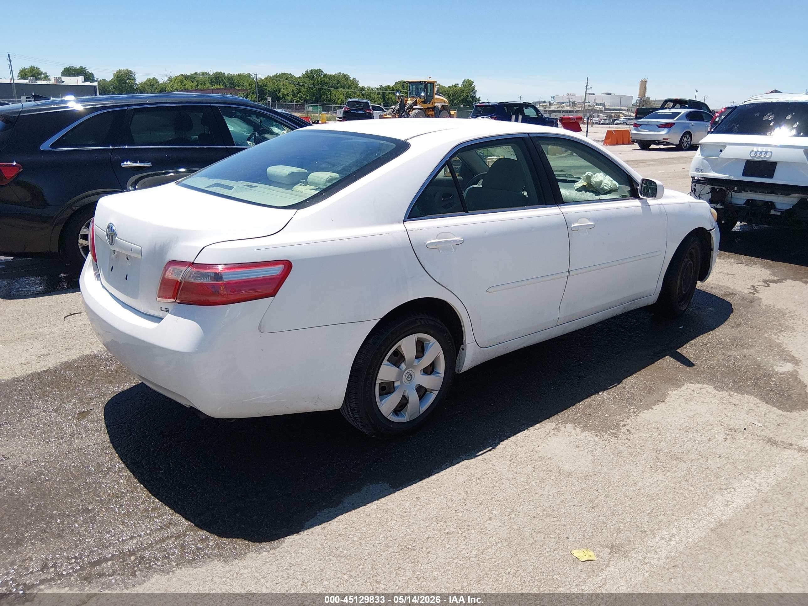 2008 Toyota Camry Le White vin: 4T1BE46K08U782603