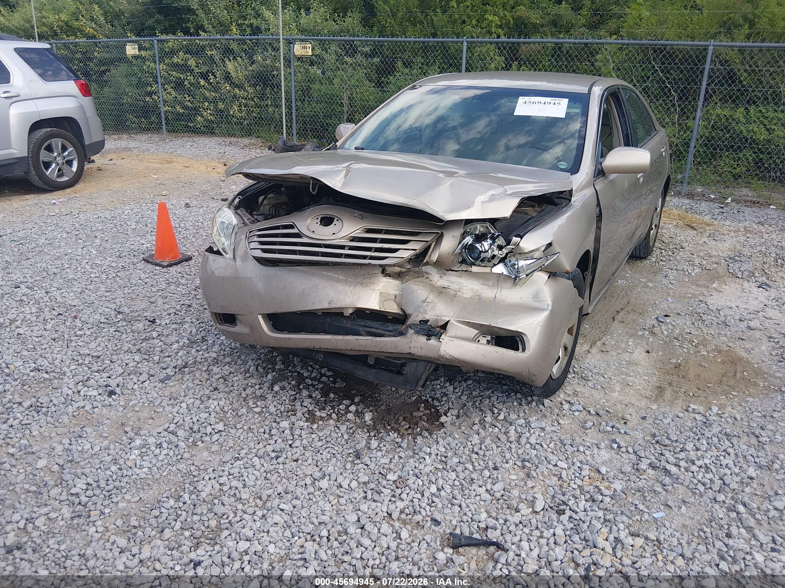 2009 Toyota Camry   Бежевый vin: 4T1BE46K09U270020