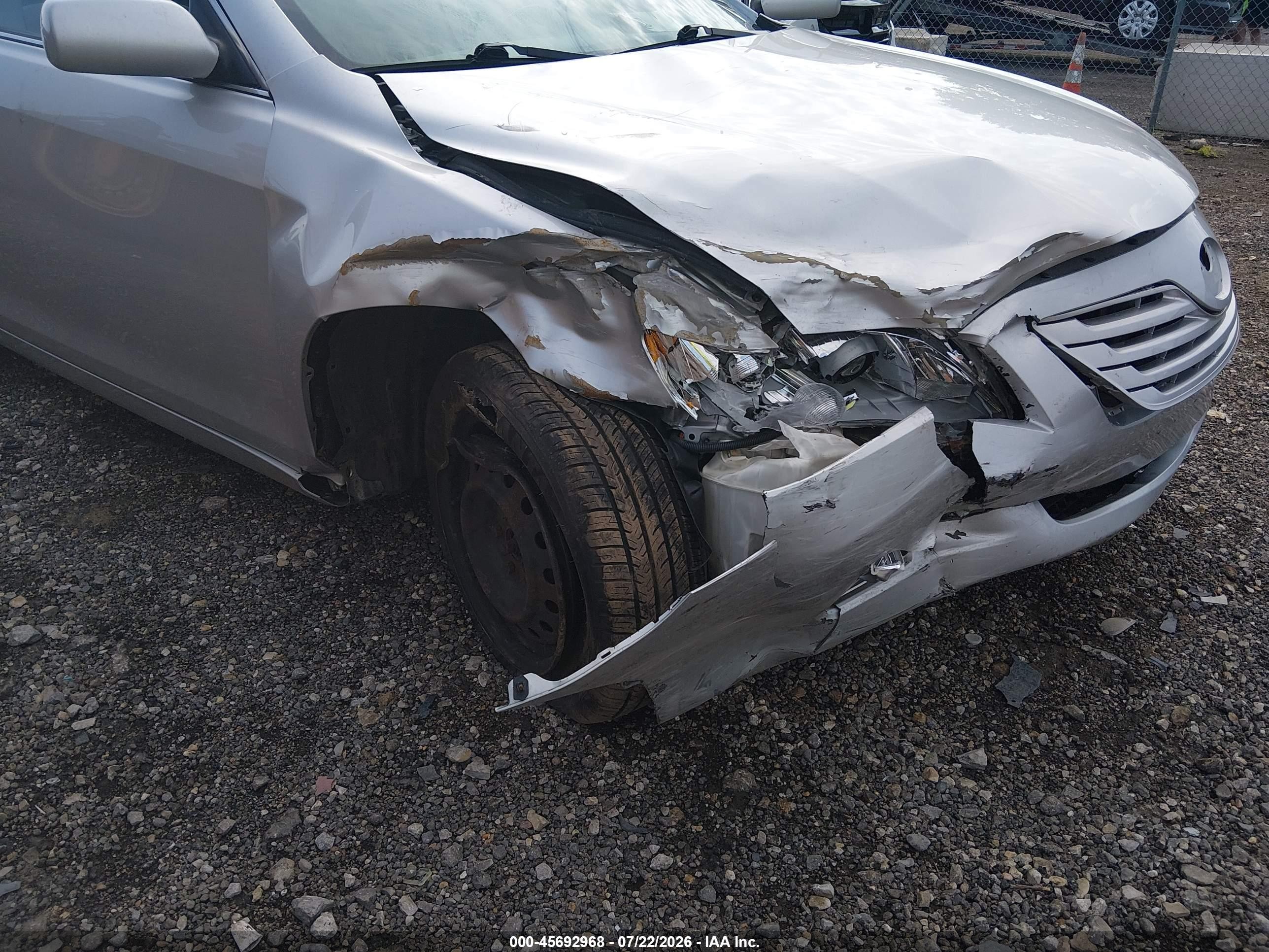 2009 Toyota Camry Le Серебряный vin: 4T1BE46K09U274276