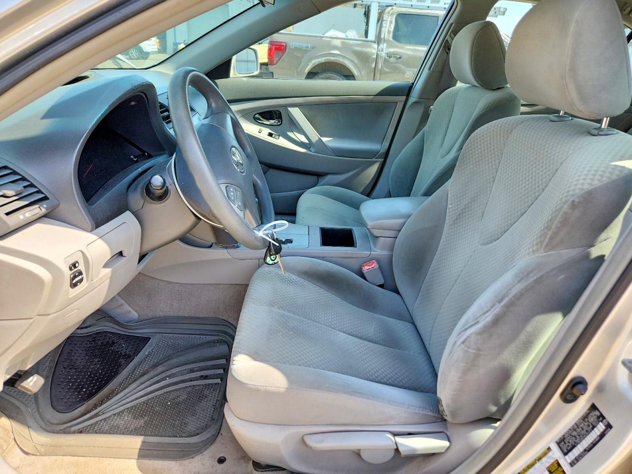 2009 Toyota Camry Silver vin: 4T1BE46K09U281373