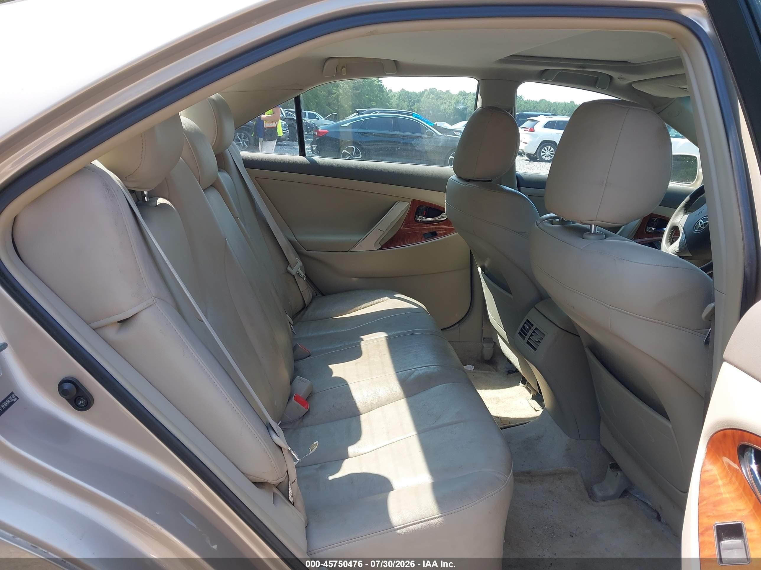 2009 Toyota Camry Xle Gold vin: 4T1BE46K09U305400