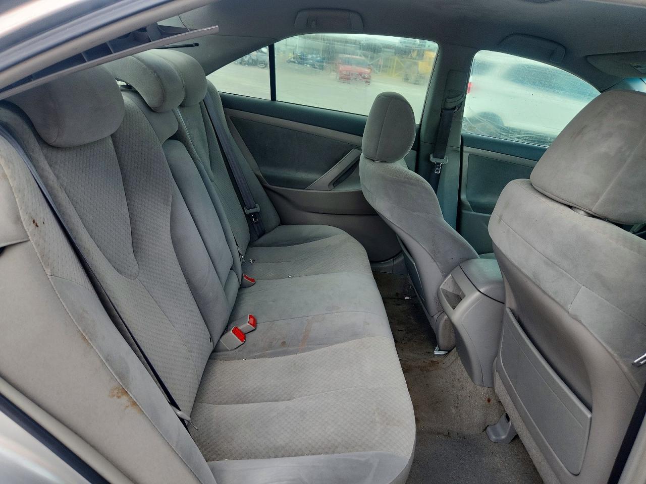 2009 Toyota Camry Le Серебряный vin: 4T1BE46K09U316428
