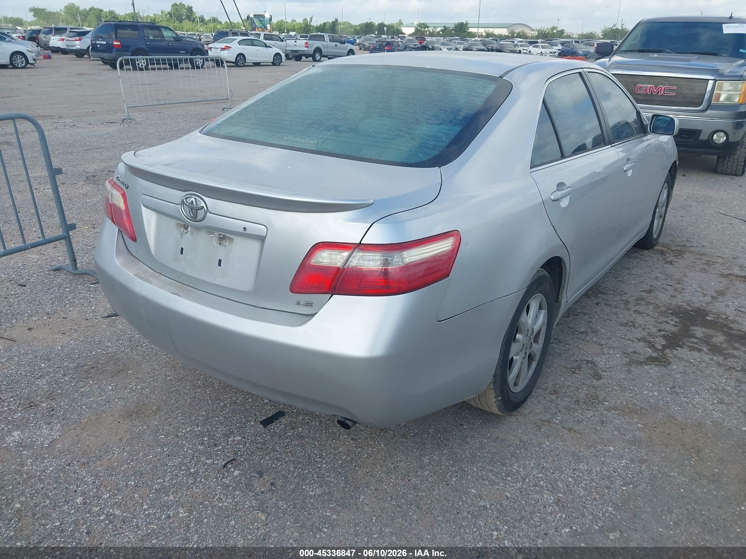 2009 Toyota Camry Le Silver vin: 4T1BE46K09U356489