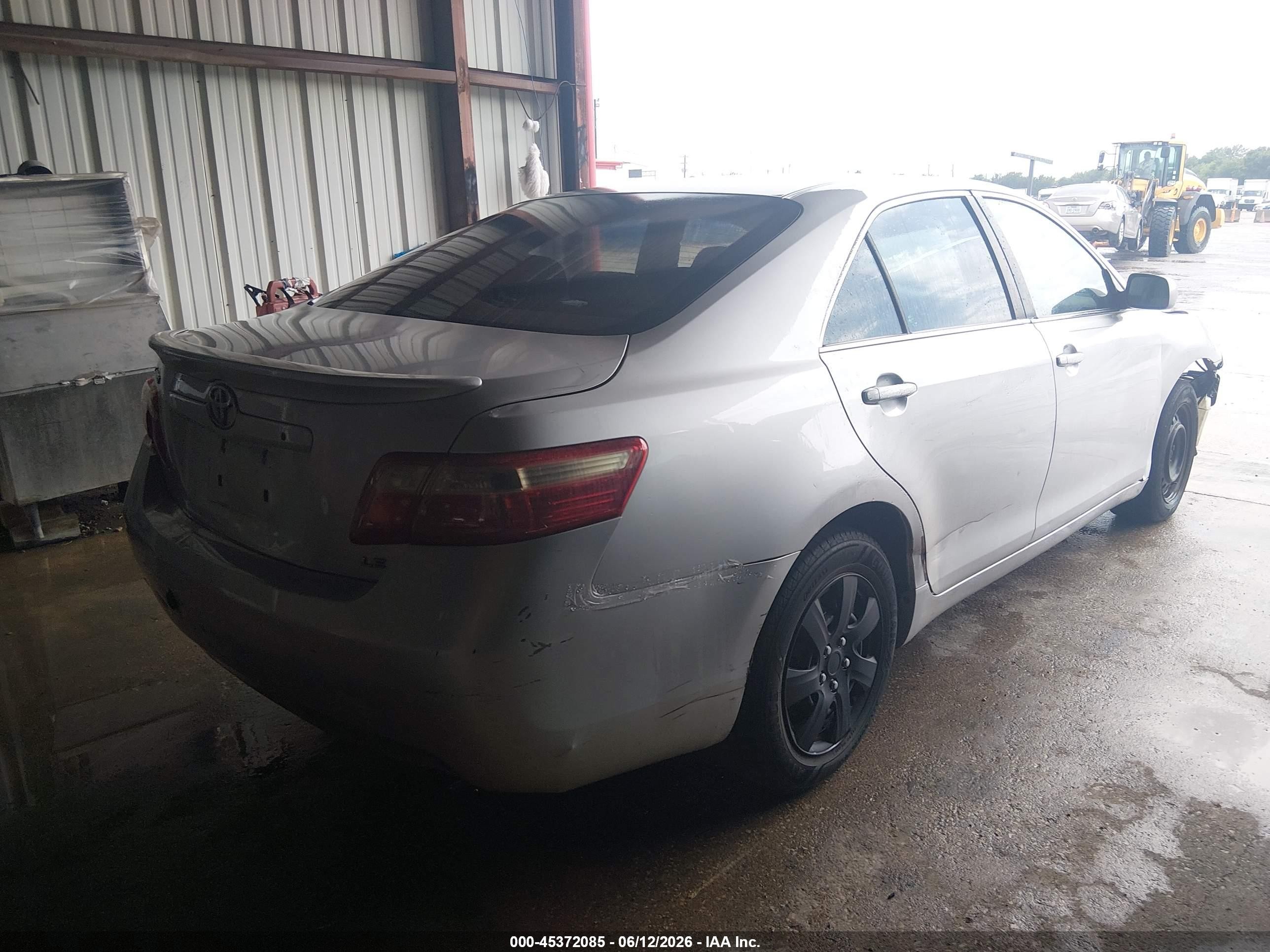 2009 Toyota Camry Le Silver vin: 4T1BE46K09U365855