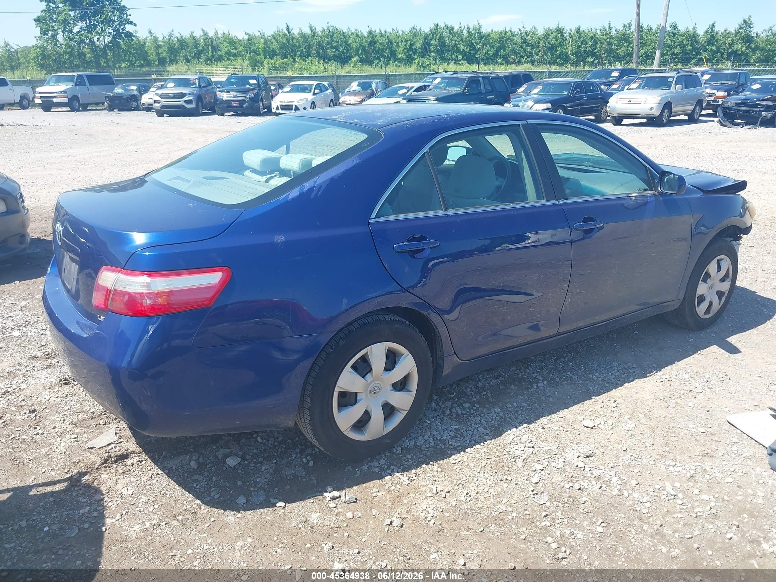 2009 Toyota Camry Le Blue vin: 4T1BE46K09U390450