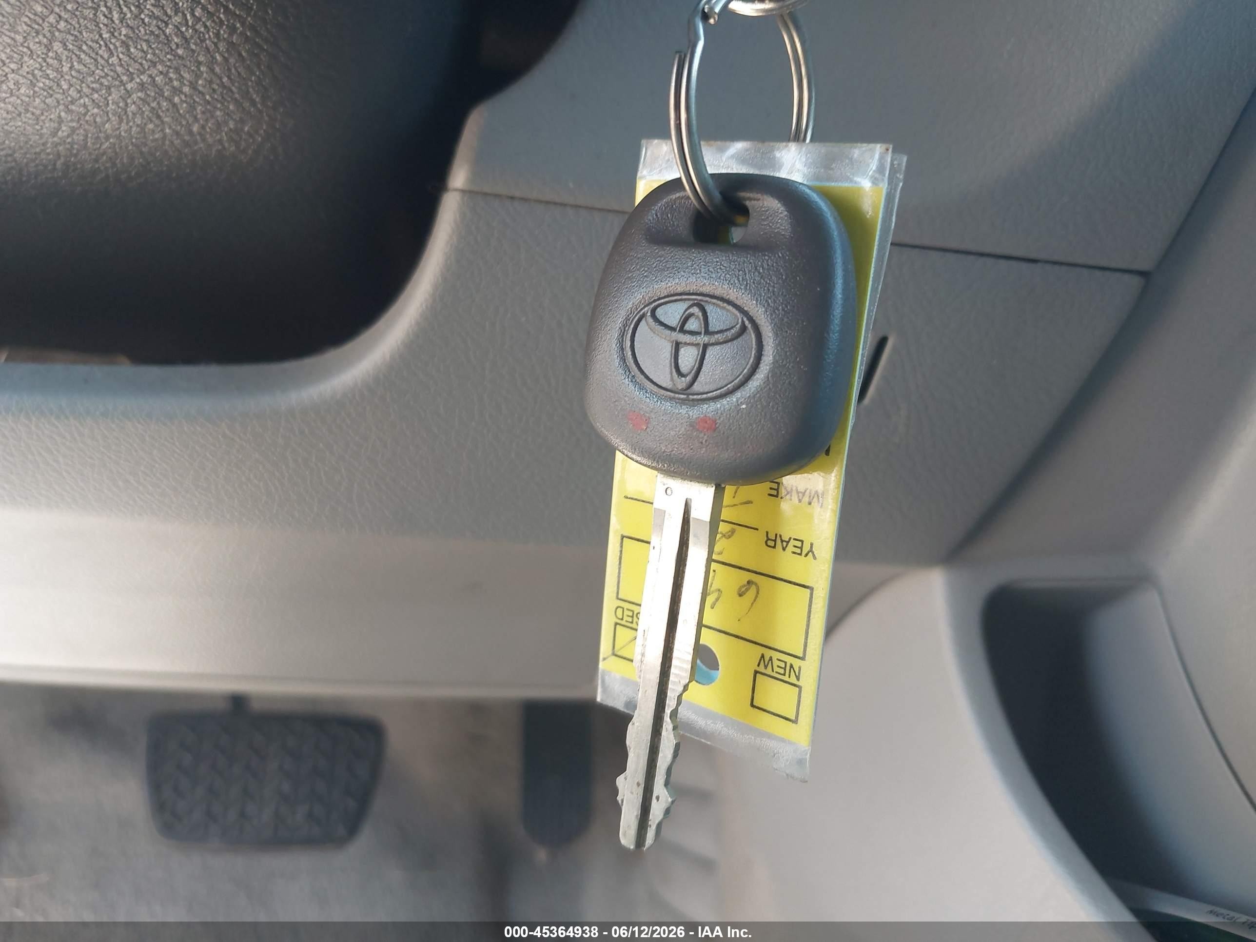 2009 Toyota Camry Le Blue vin: 4T1BE46K09U390450