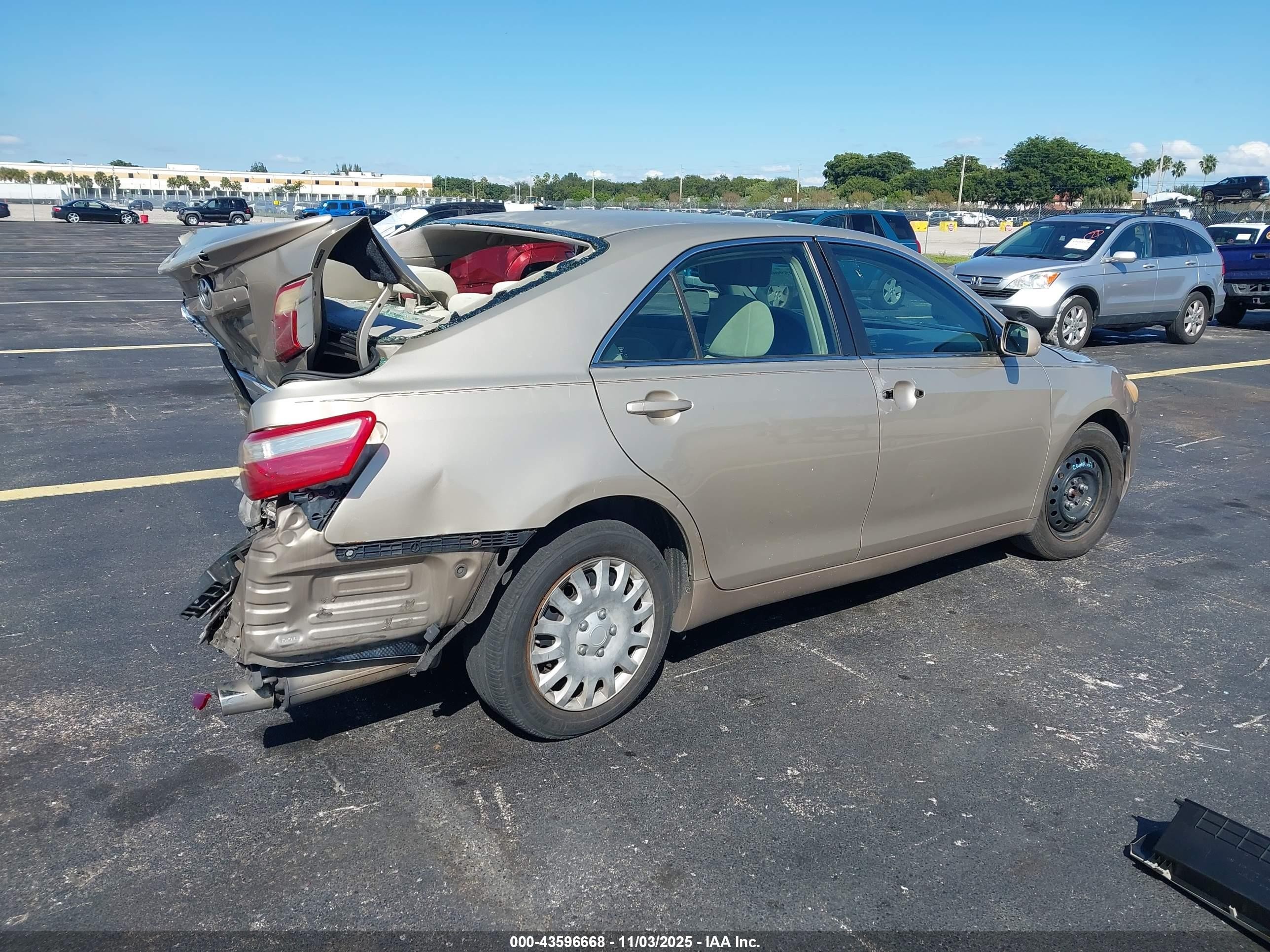2009 Toyota Camry Le Золотой vin: 4T1BE46K09U392229