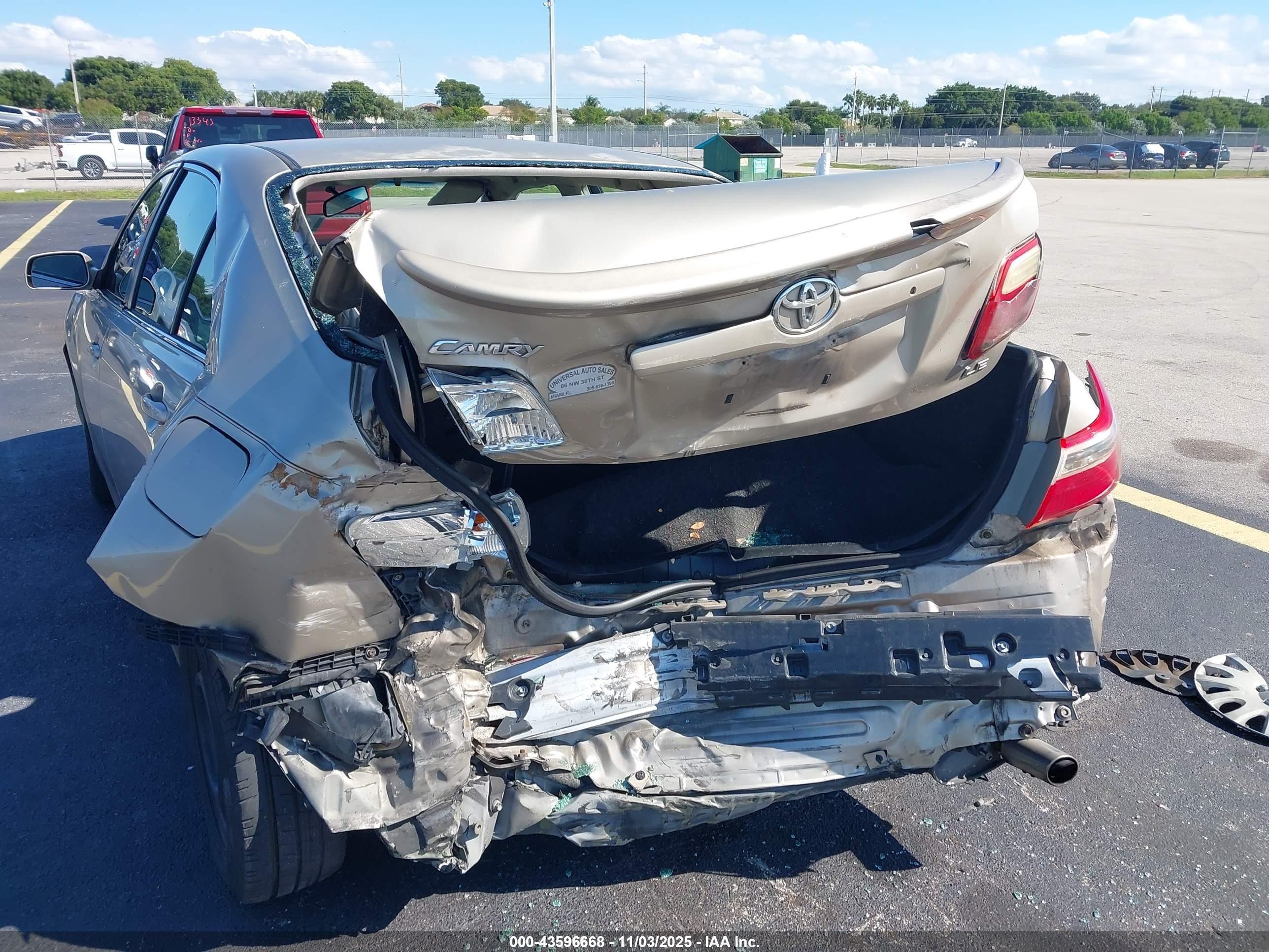 2009 Toyota Camry Le Золотой vin: 4T1BE46K09U392229