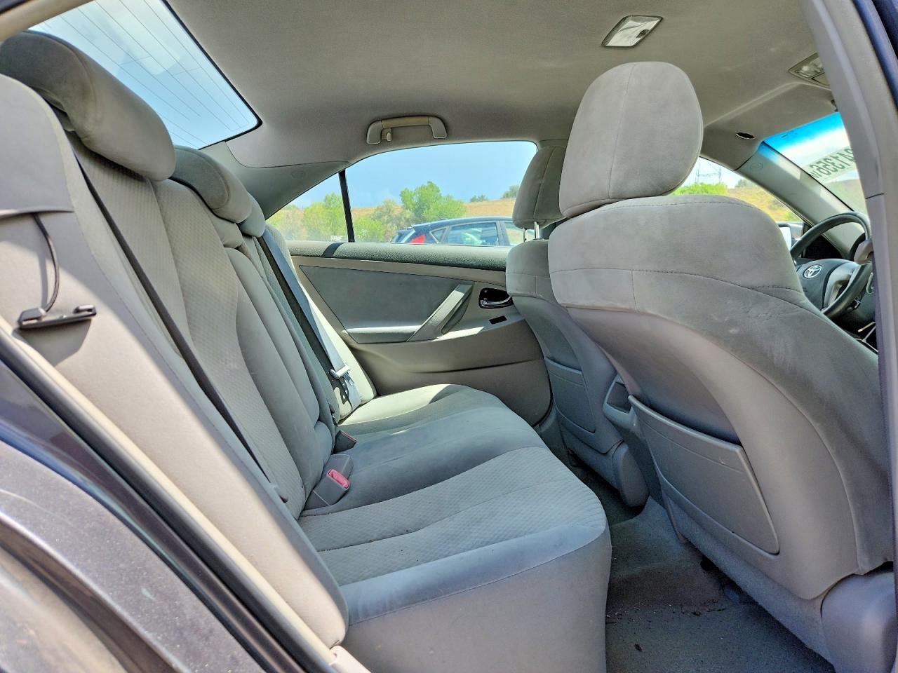 2009 Toyota Camry Le Gray vin: 4T1BE46K09U394756