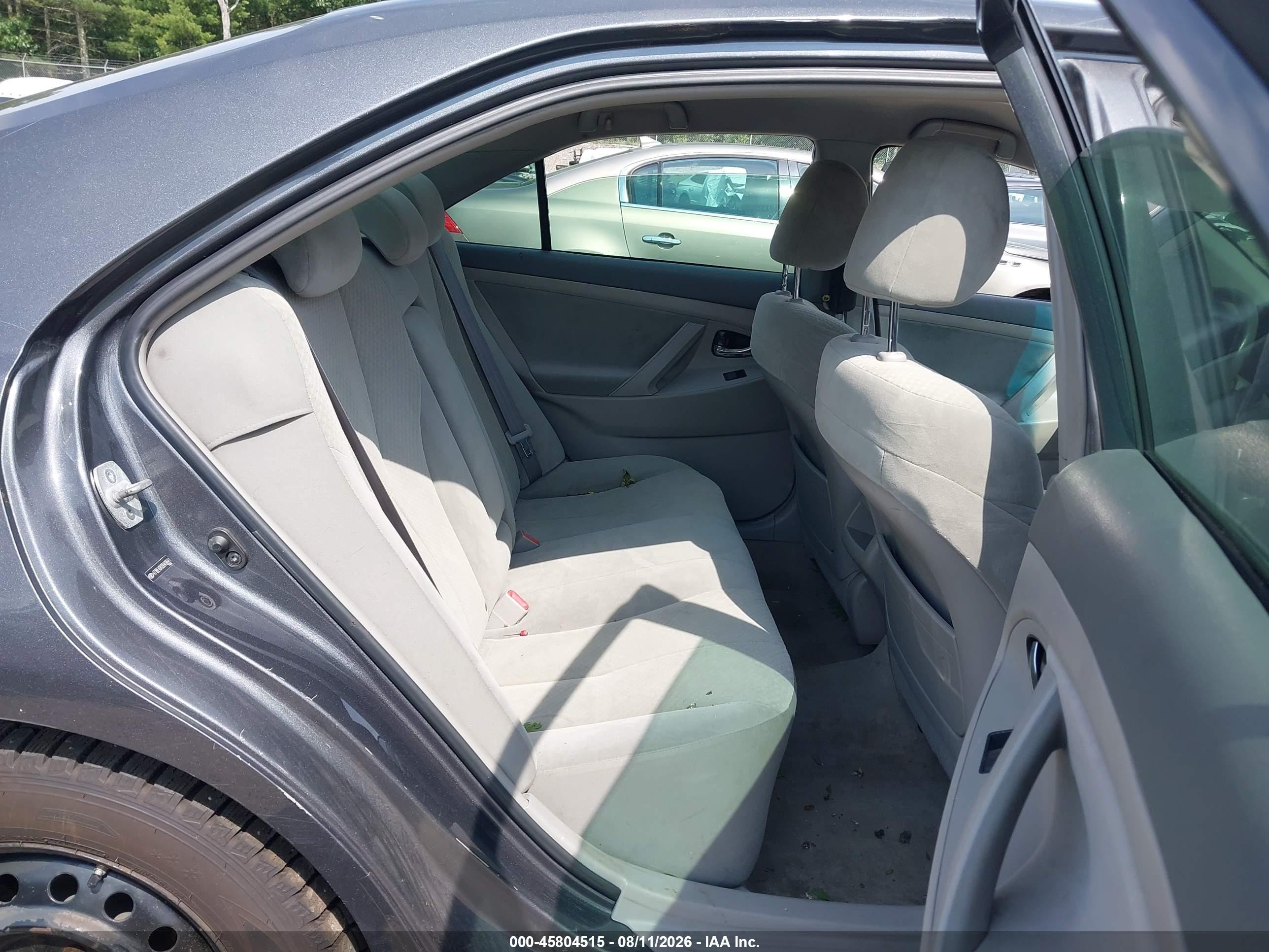 2009 Toyota Camry Le Gray vin: 4T1BE46K09U408641