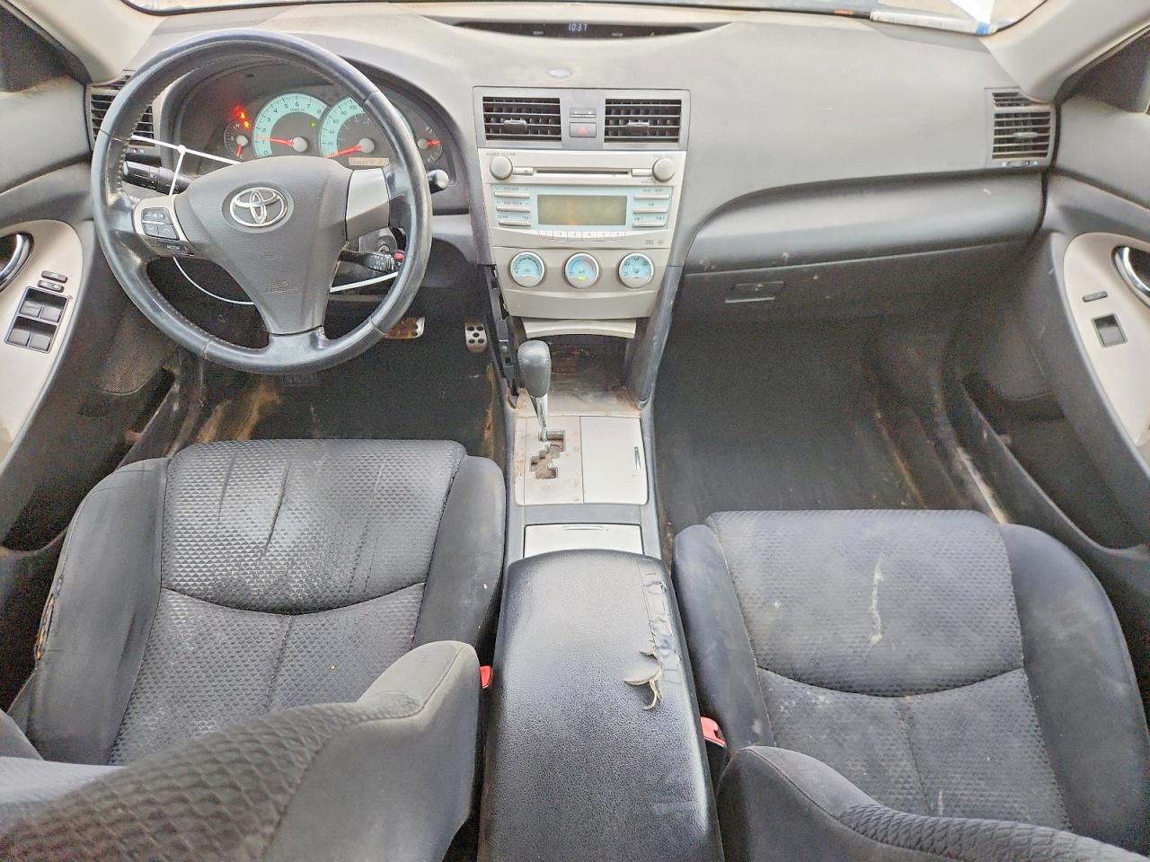 2009 Toyota Camry Base Silver vin: 4T1BE46K09U809672