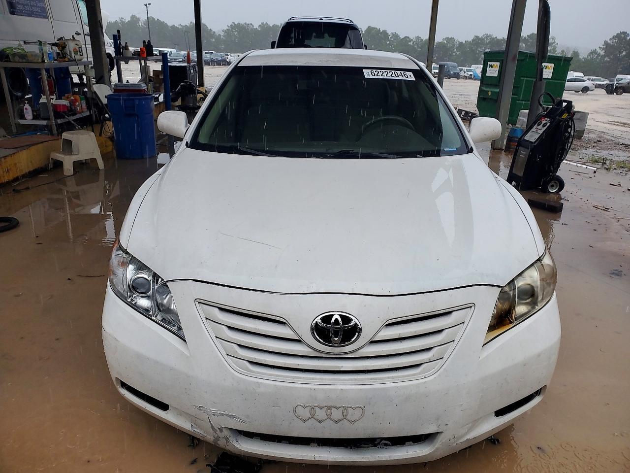 2009 Toyota Camry Le White vin: 4T1BE46K09U821756