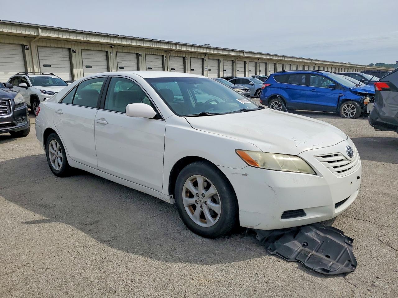 2009 Toyota Camry Le White vin: 4T1BE46K09U838329