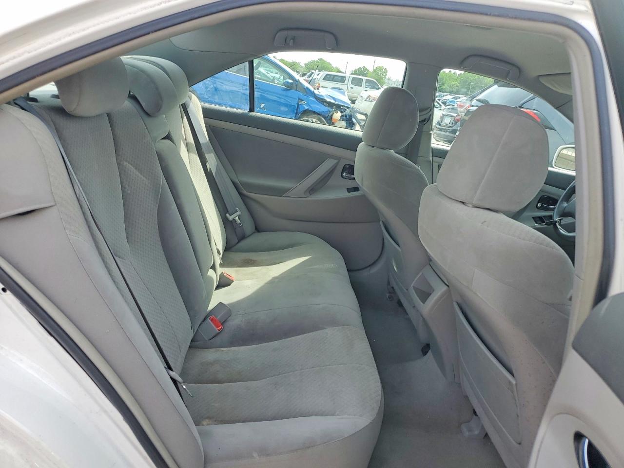 2009 Toyota Camry Le White vin: 4T1BE46K09U838329