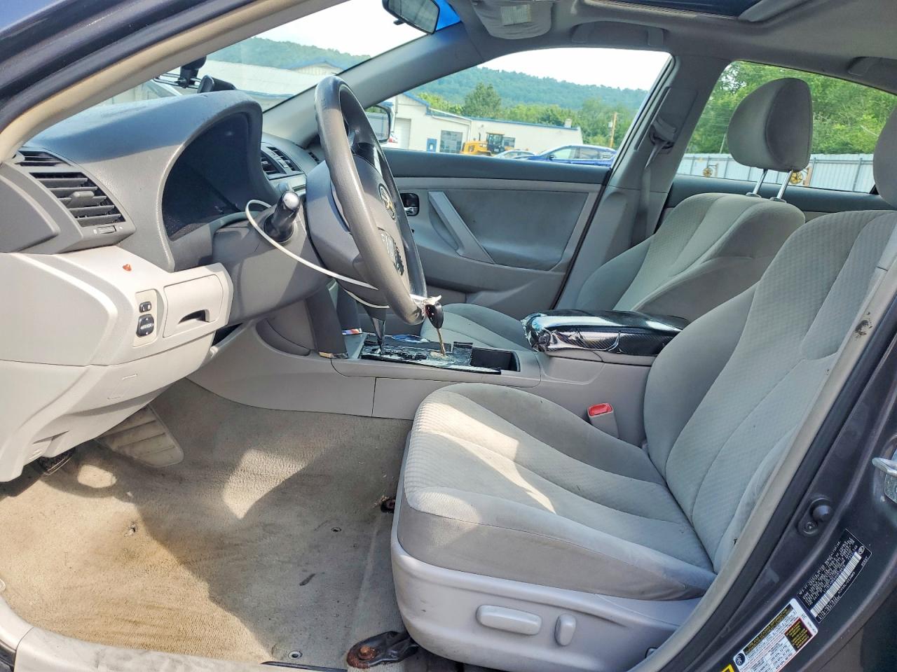 2009 Toyota Camry Le Gray vin: 4T1BE46K09U839626