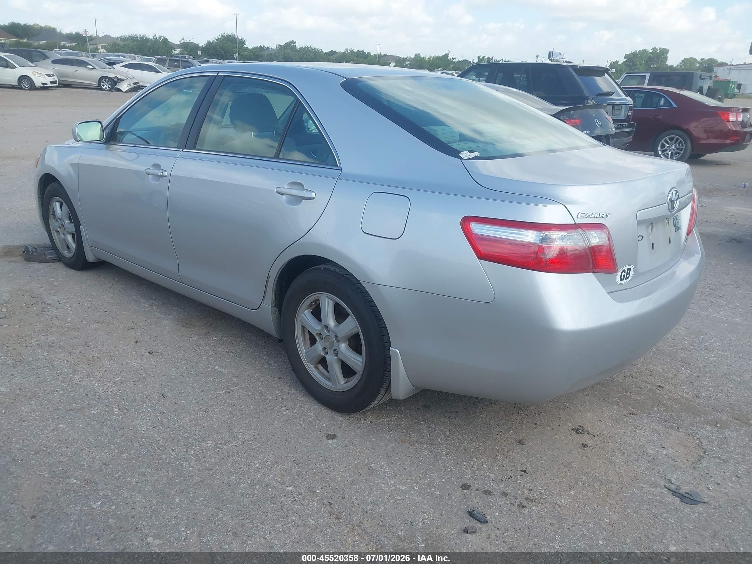 2009 Toyota Camry Le Silver vin: 4T1BE46K09U840856