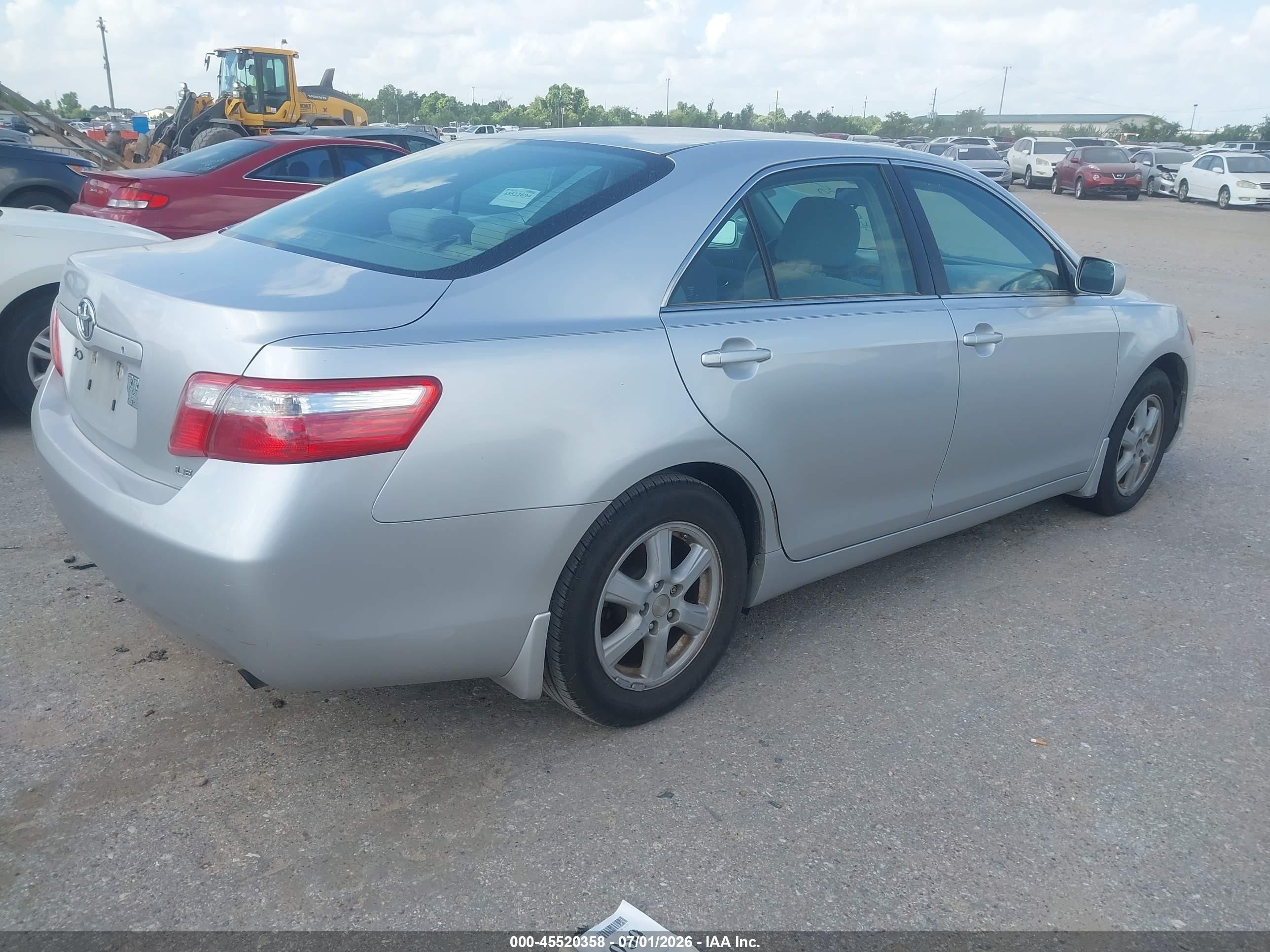 2009 Toyota Camry Le Silver vin: 4T1BE46K09U840856