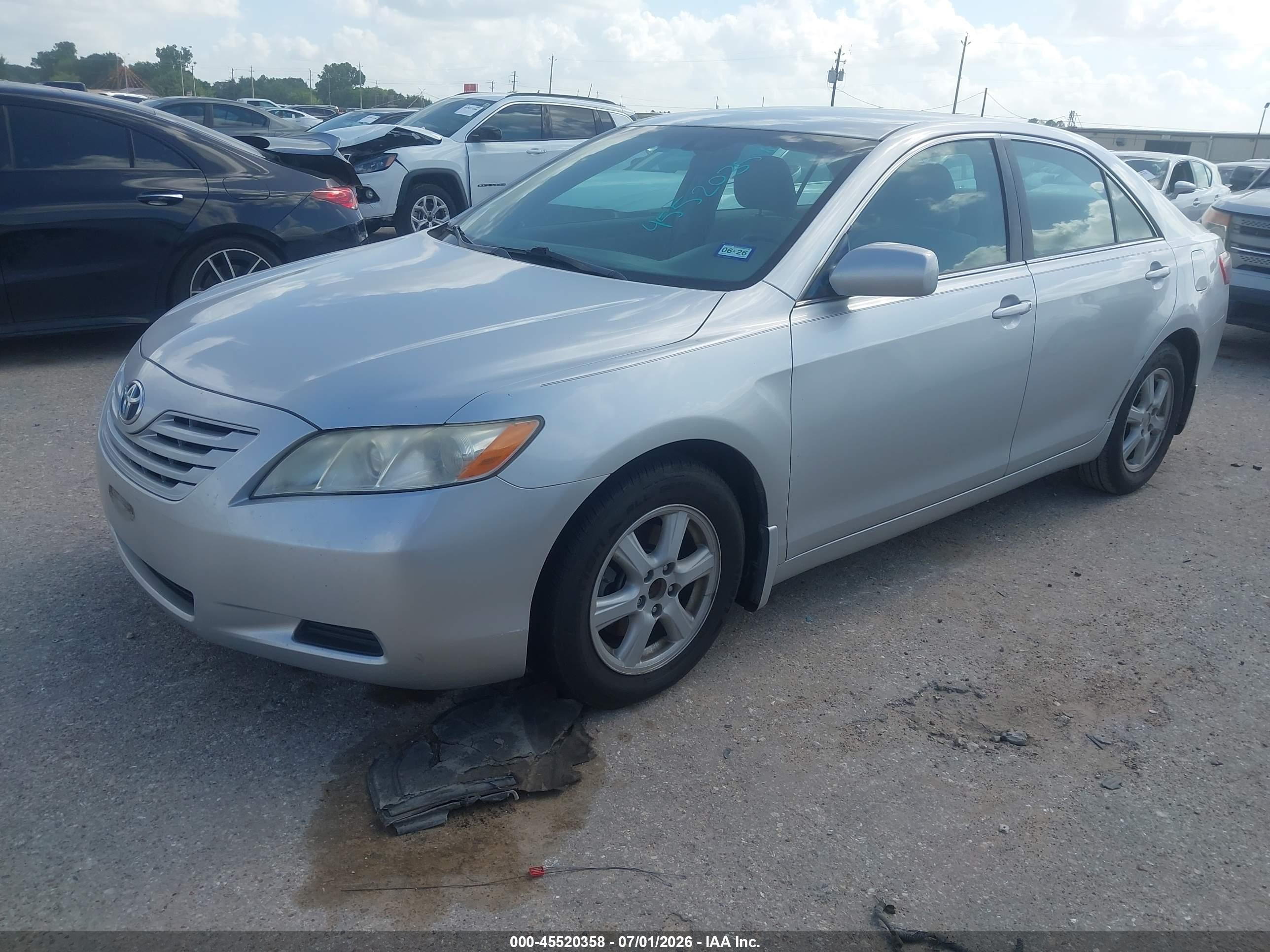 2009 Toyota Camry Le Silver vin: 4T1BE46K09U840856