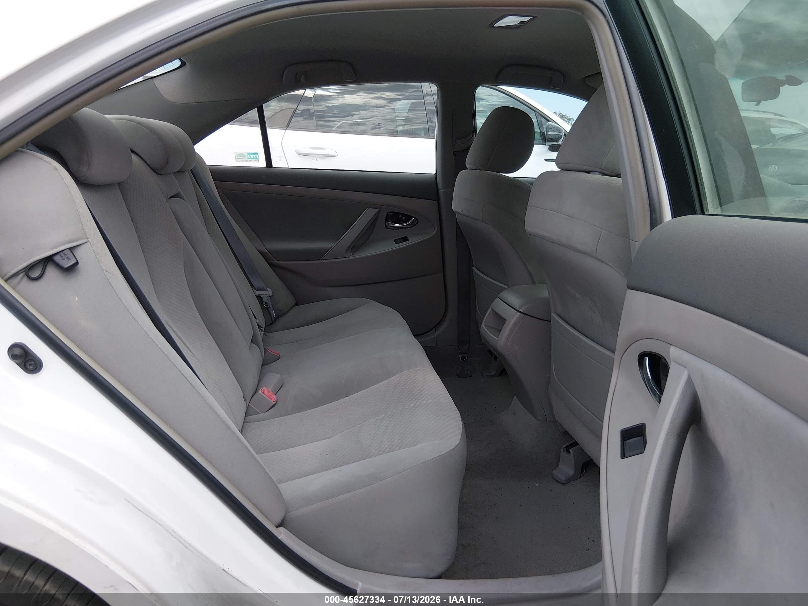 2009 Toyota Camry Le Белый vin: 4T1BE46K09U847614