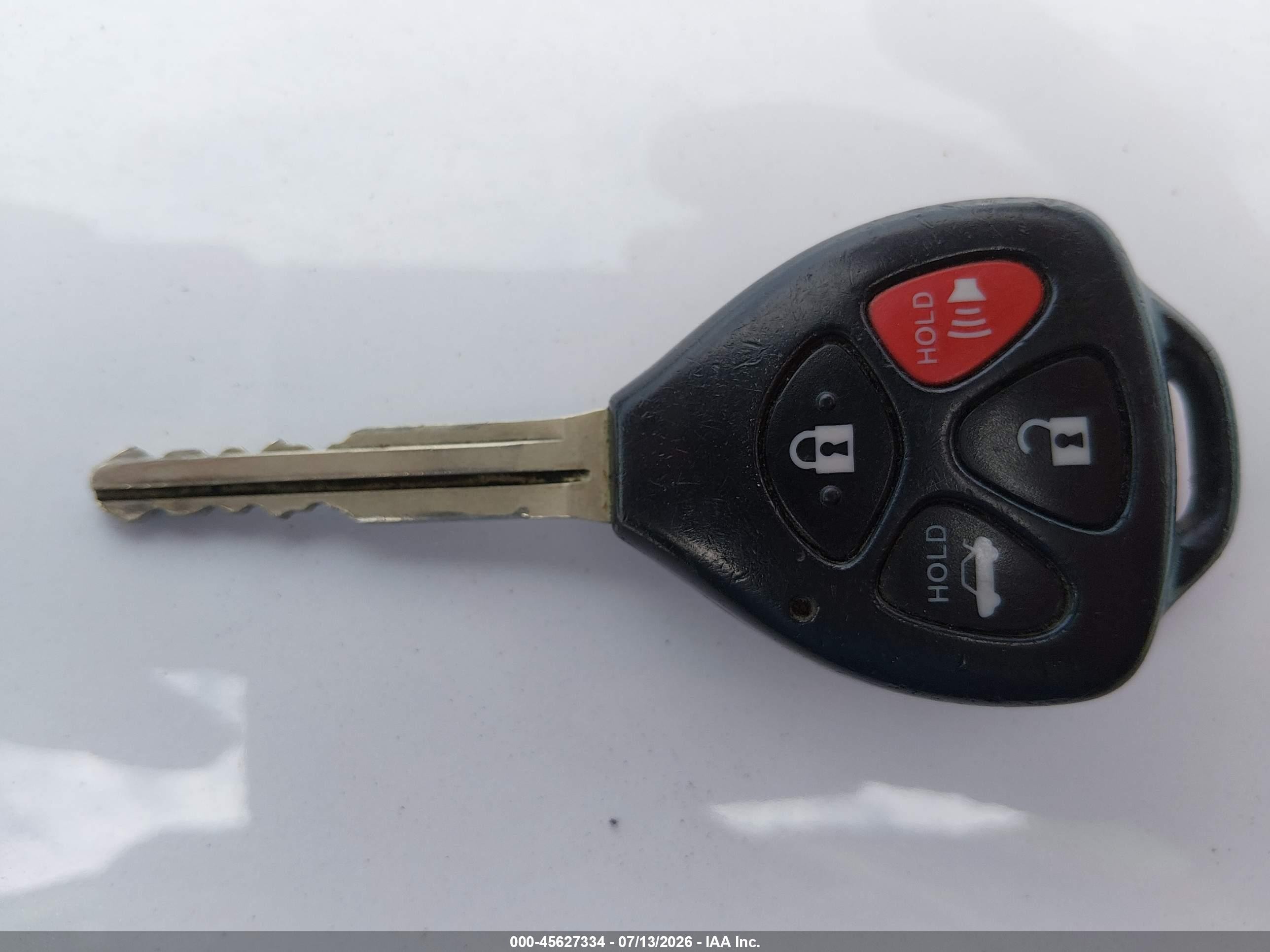 2009 Toyota Camry Le Белый vin: 4T1BE46K09U847614