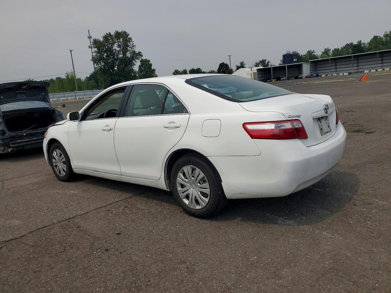 2009 Toyota Camry Le White vin: 4T1BE46K09U869080