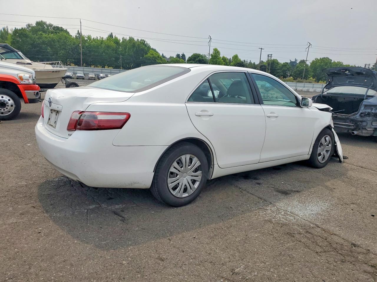 2009 Toyota Camry Le White vin: 4T1BE46K09U869080