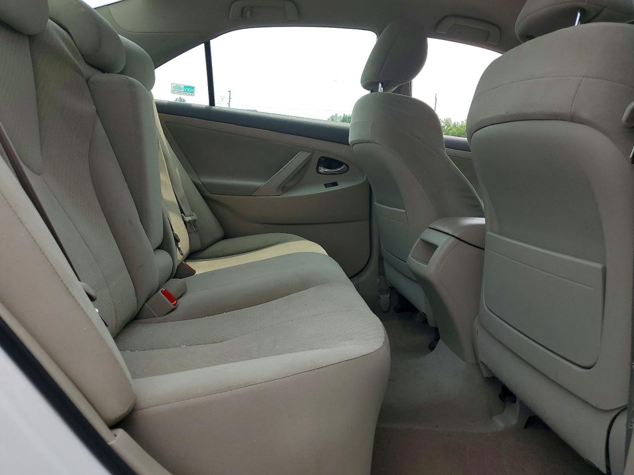 2009 Toyota Camry Le White vin: 4T1BE46K09U869080