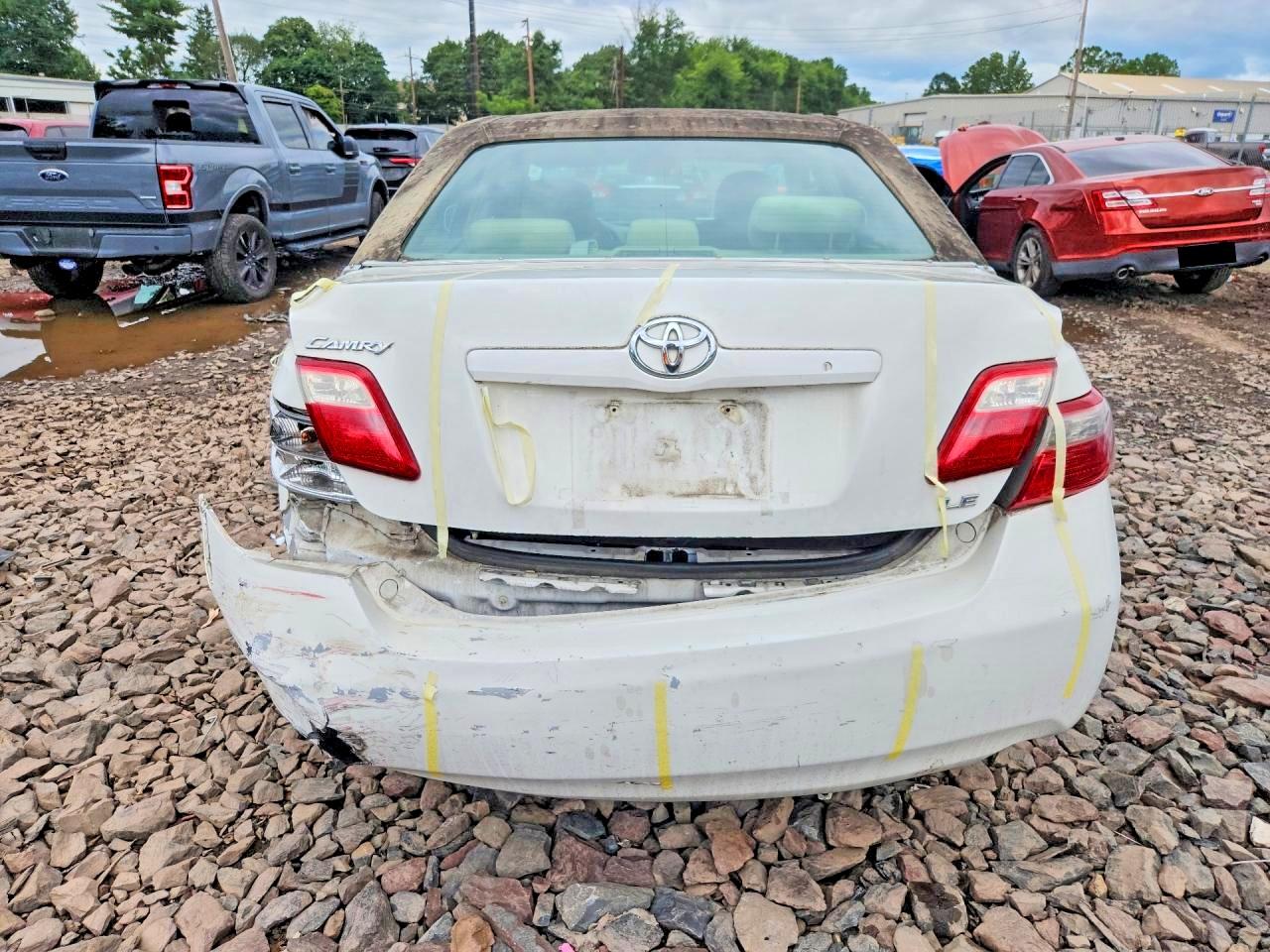 2009 Toyota Camry Le Белый vin: 4T1BE46K09U870164
