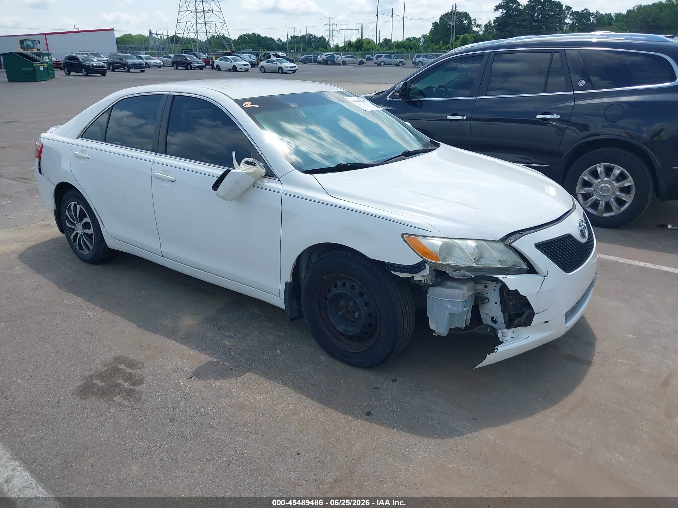 2009 Toyota Camry Le White vin: 4T1BE46K09U883870